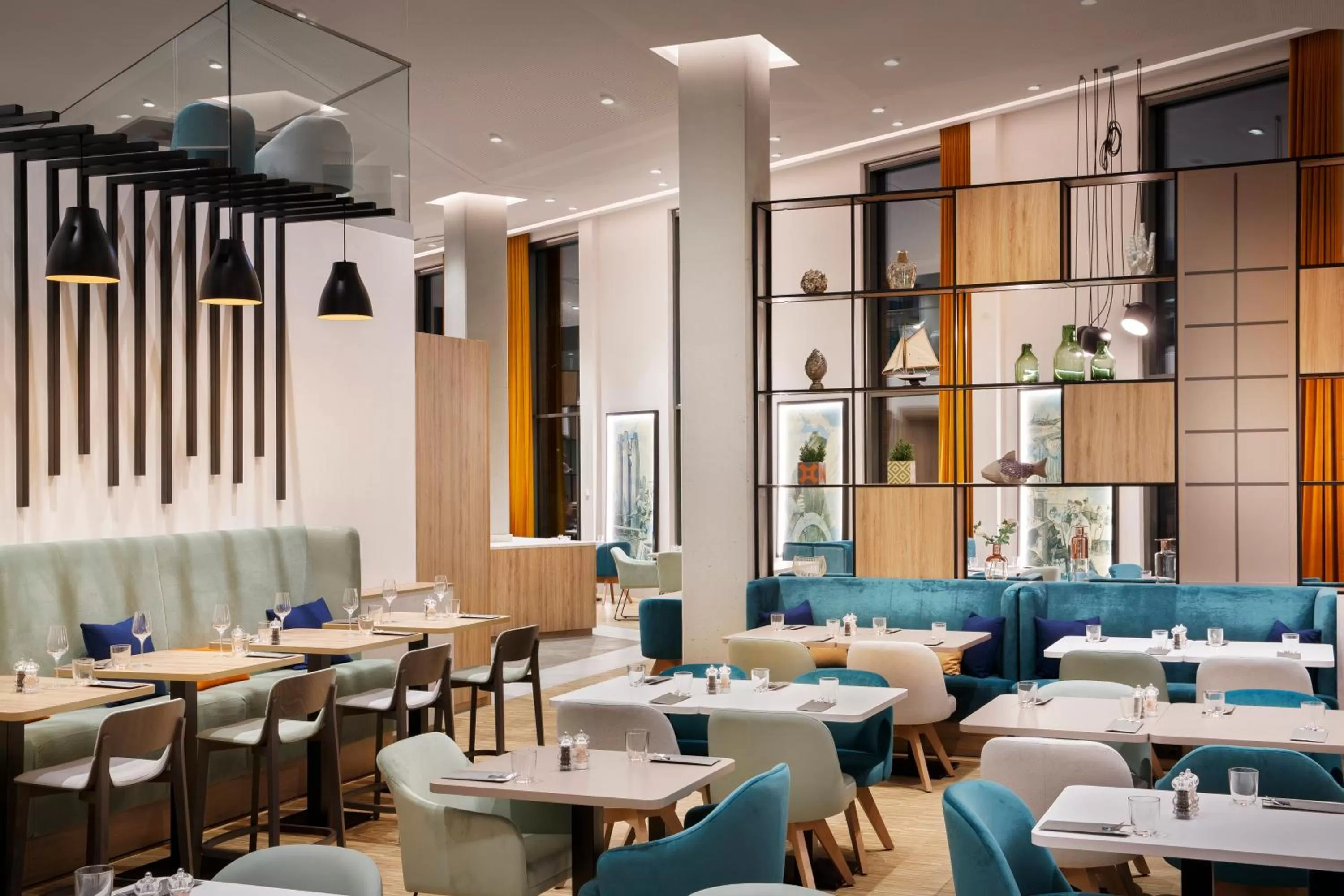 Restaurant/places to eat in Holiday Inn - Hamburg - HafenCity by IHG