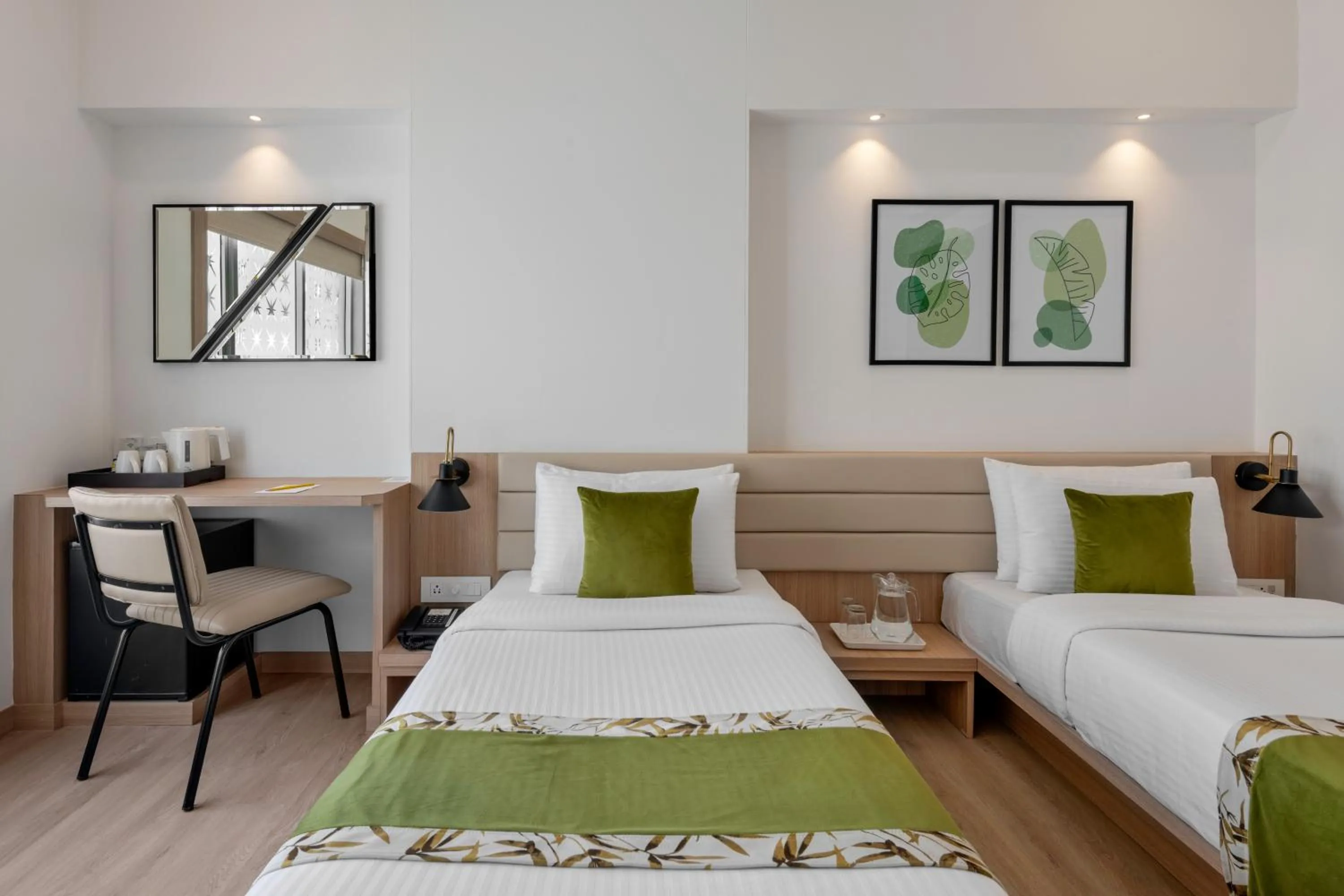 Bed in Lemon Tree Hotel, Vadodara