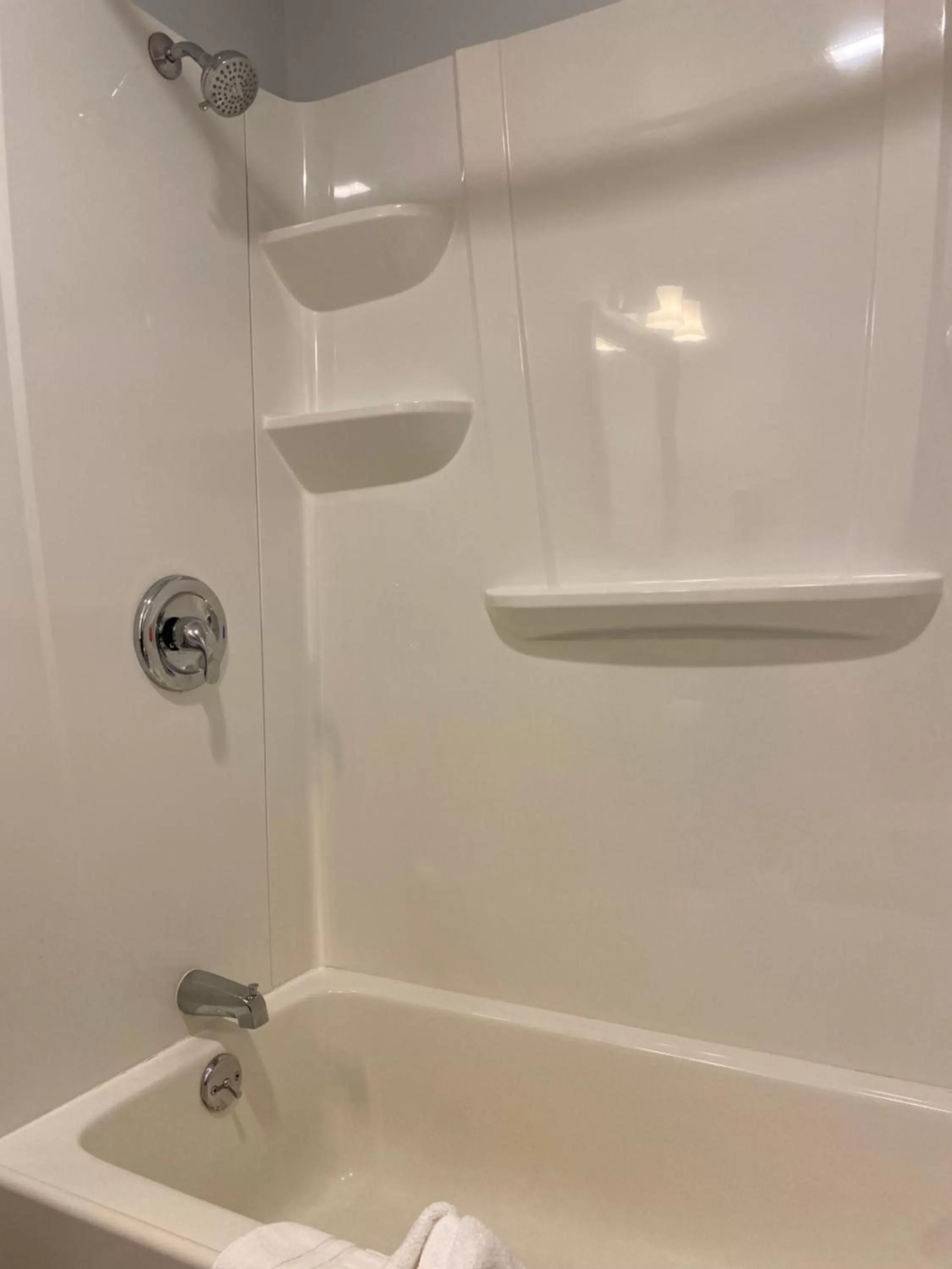 Econo Lodge at the Falls North