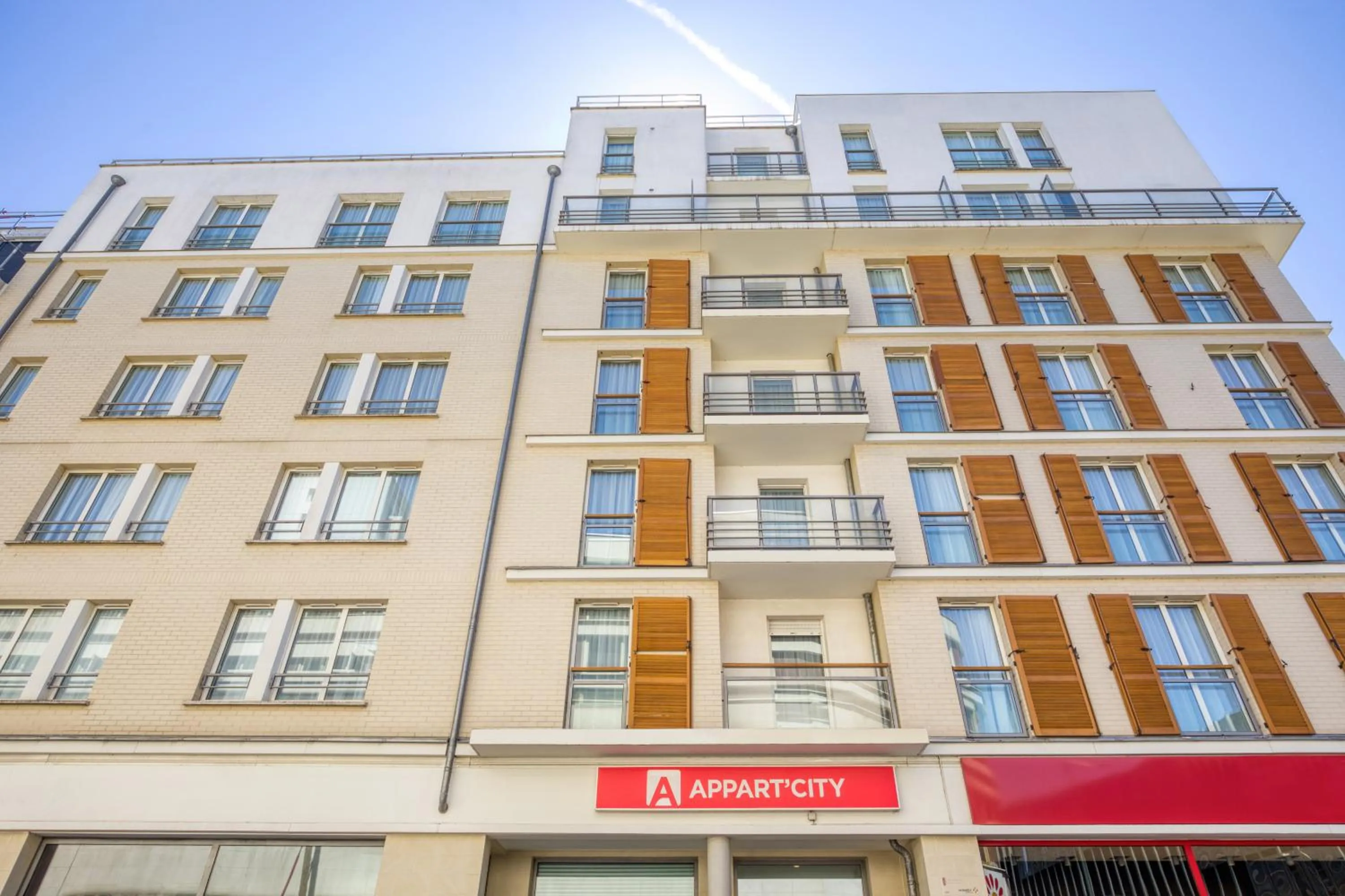 Property building in Appart'City Confort Paris Clichy - Mairie