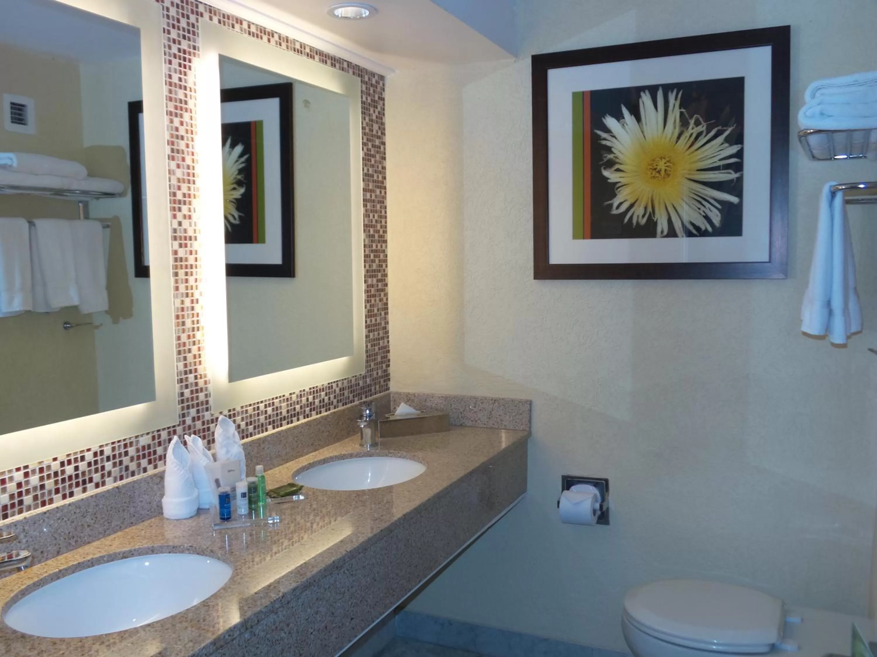 Bedroom in Radisson Aquatica Resort Barbados