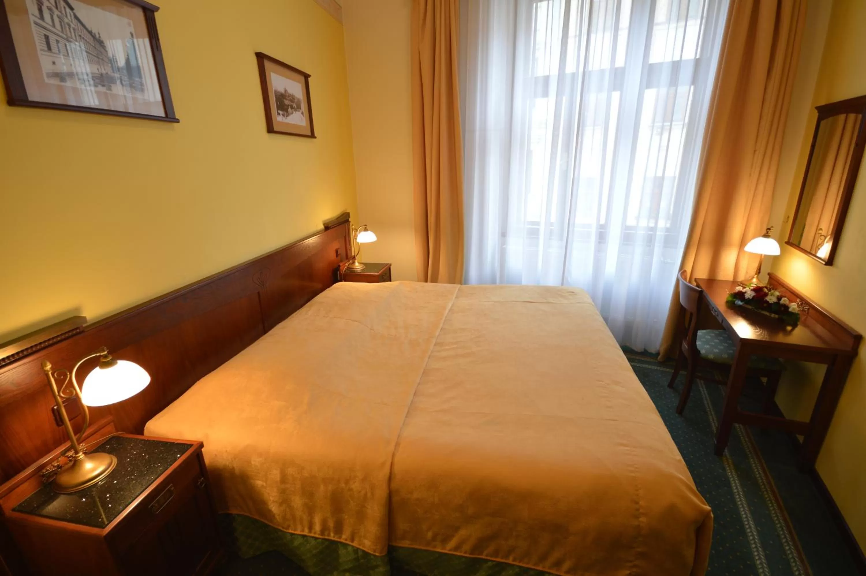 Bedroom, Bed in Grandhotel Garni