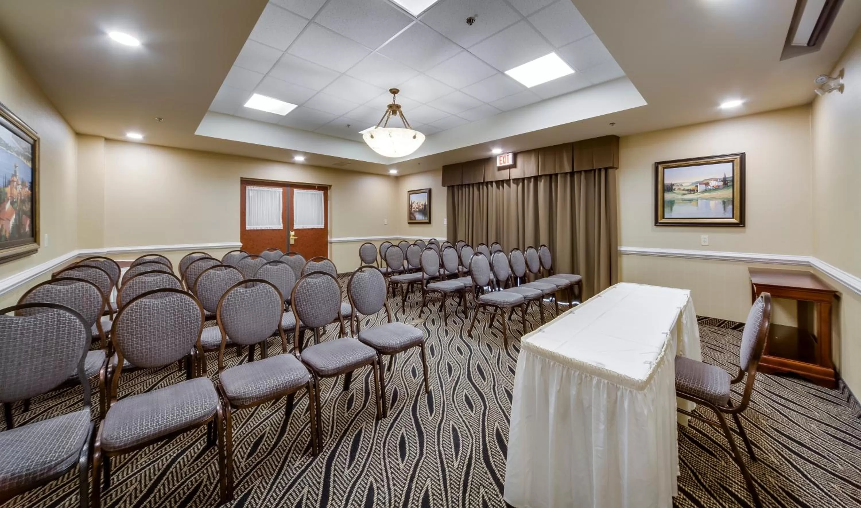 Meeting/conference room in Monte Carlo Inn Vaughan Suites