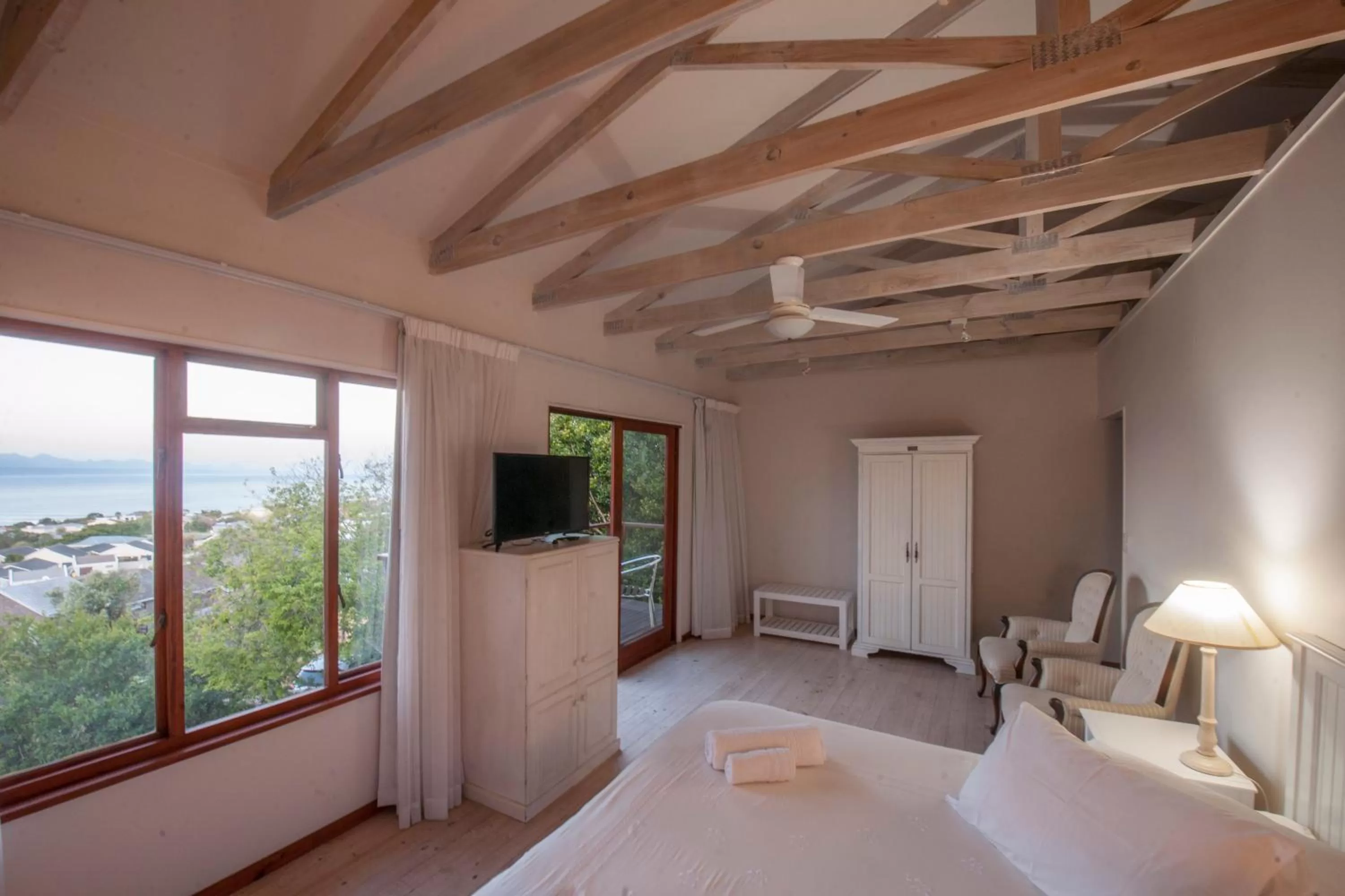 Bed in Panoramic Blue B&B