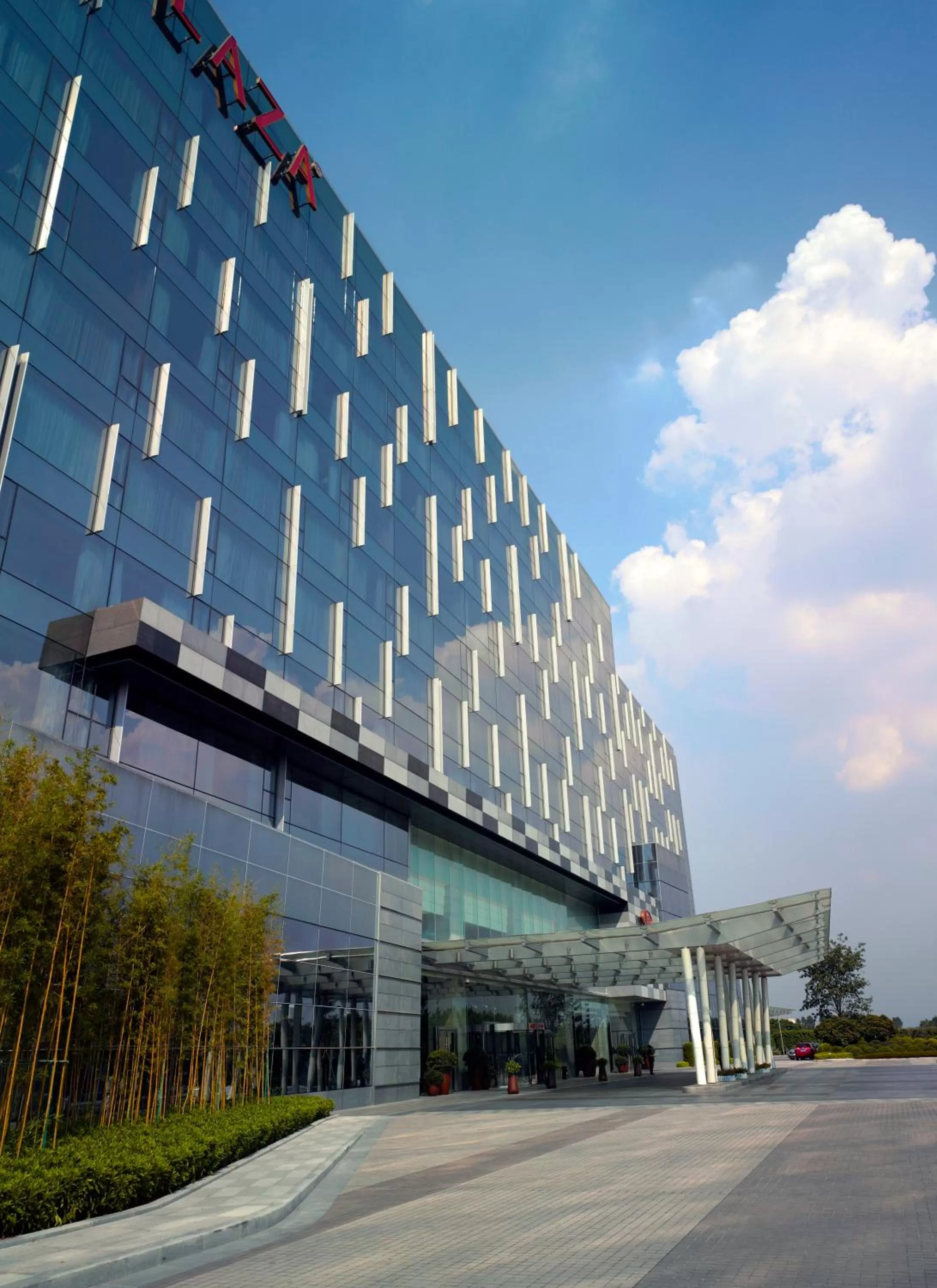 Property building in Crowne Plaza Guangzhou Huadu by IHG