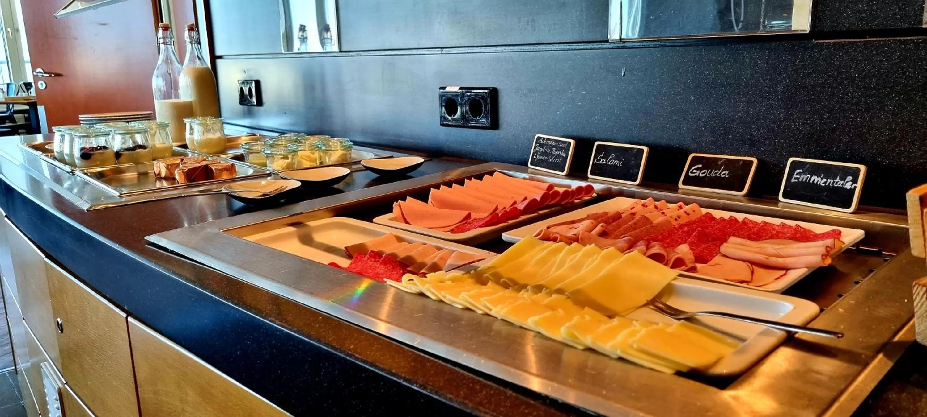 Breakfast in eXo Square Heidelberg/Schwetzingen - by SuperFly Hotels