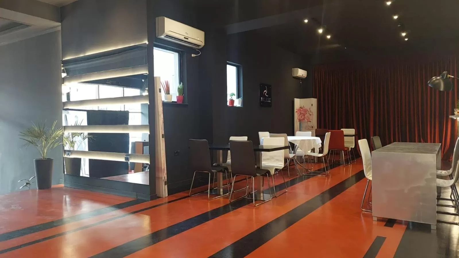 Breakfast in Signature Idea hotel