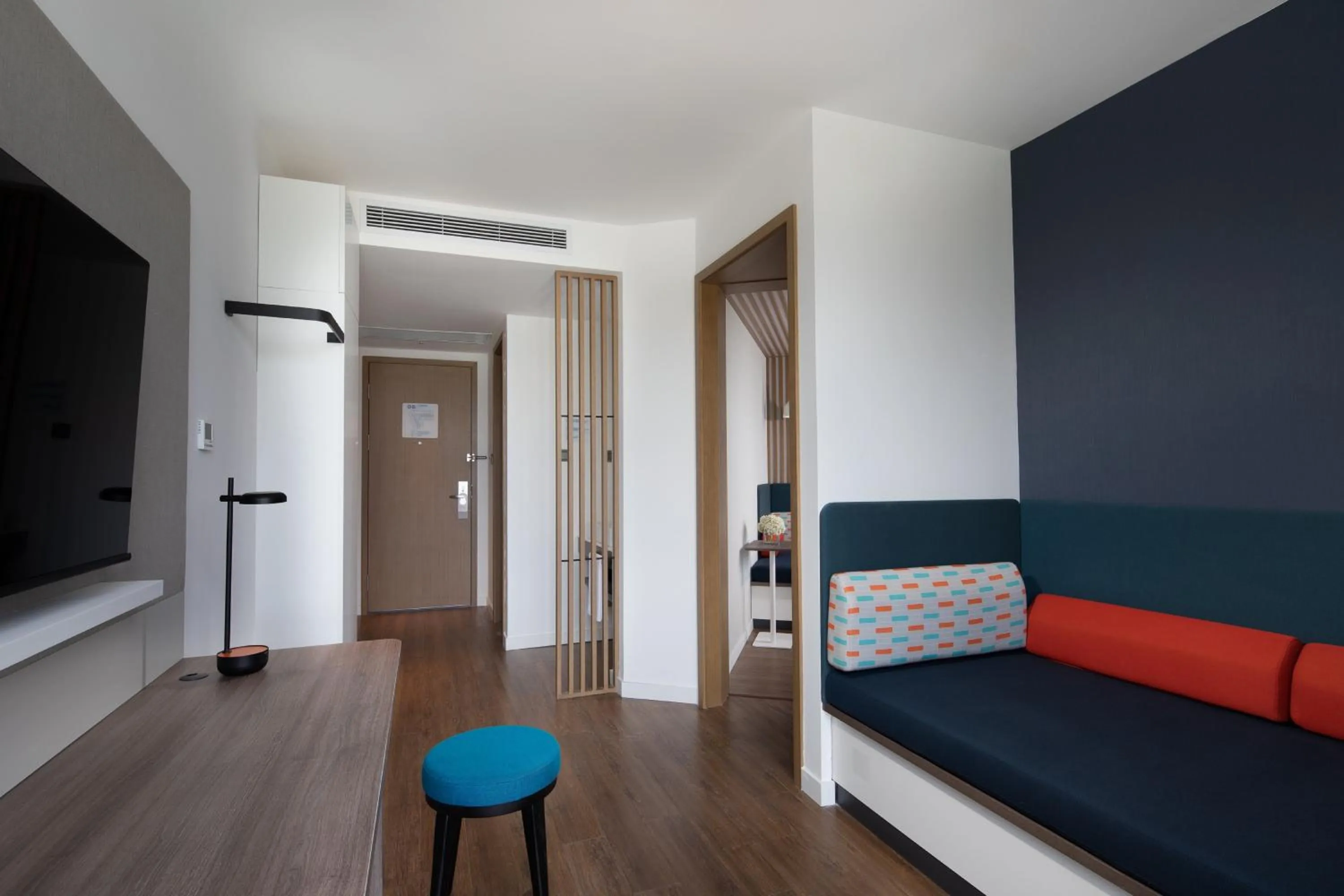 Photo of the whole room in Holiday Inn Express Chengdu Longquanyi North by IHG