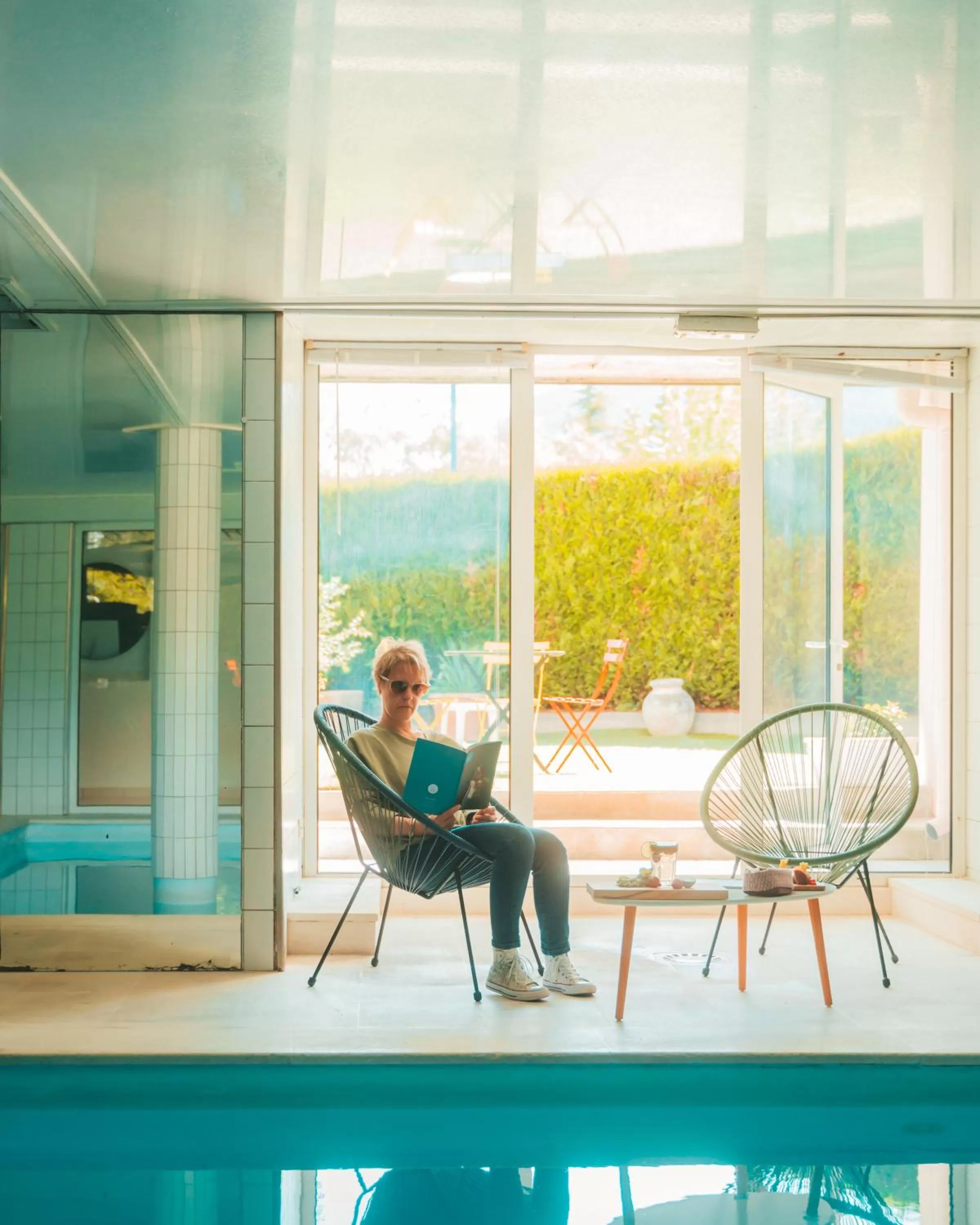 Swimming pool in The Originals Boutique, Hôtel du Pont Roupt, Mende
