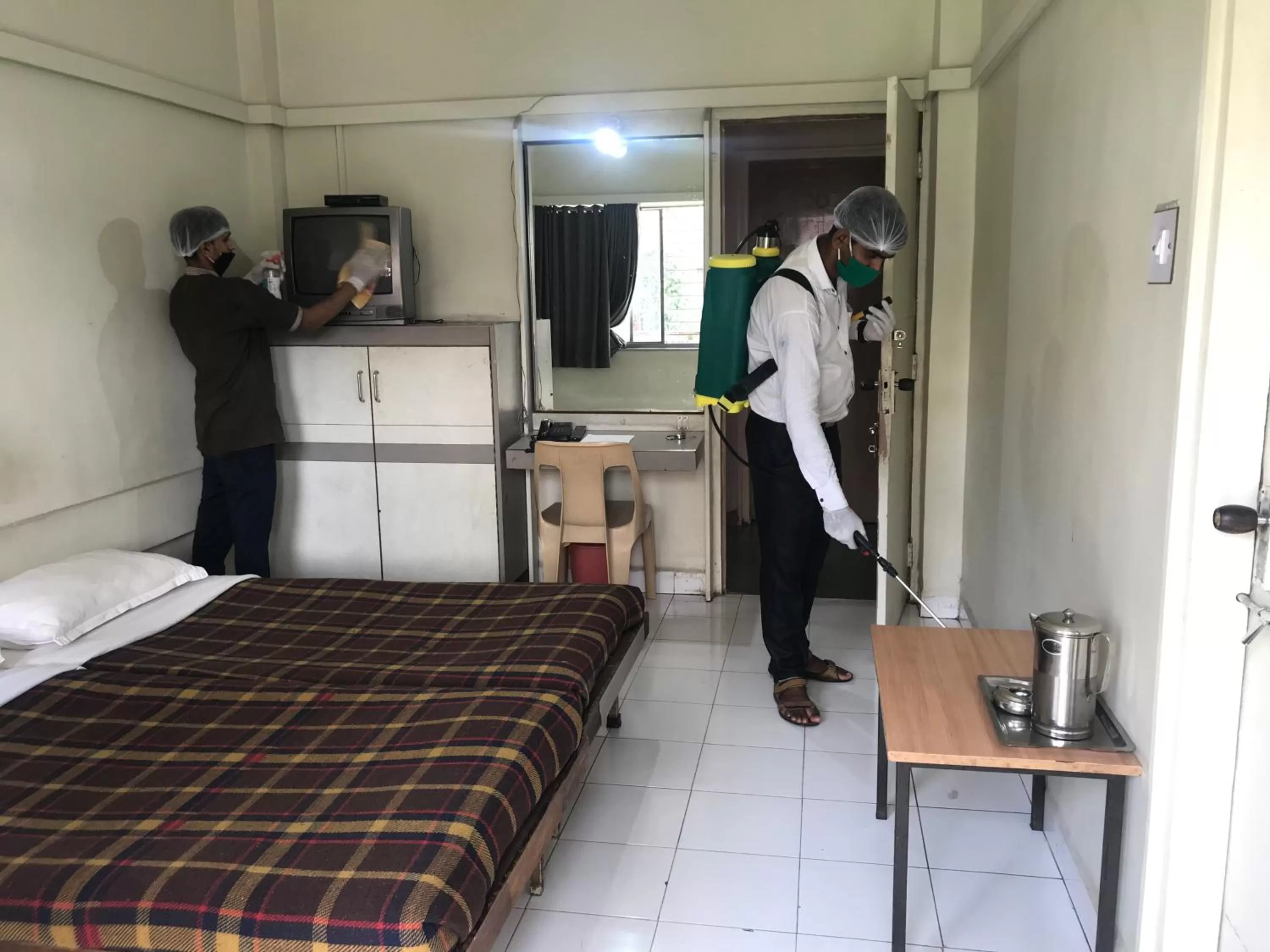 Bed in Maurya Residency