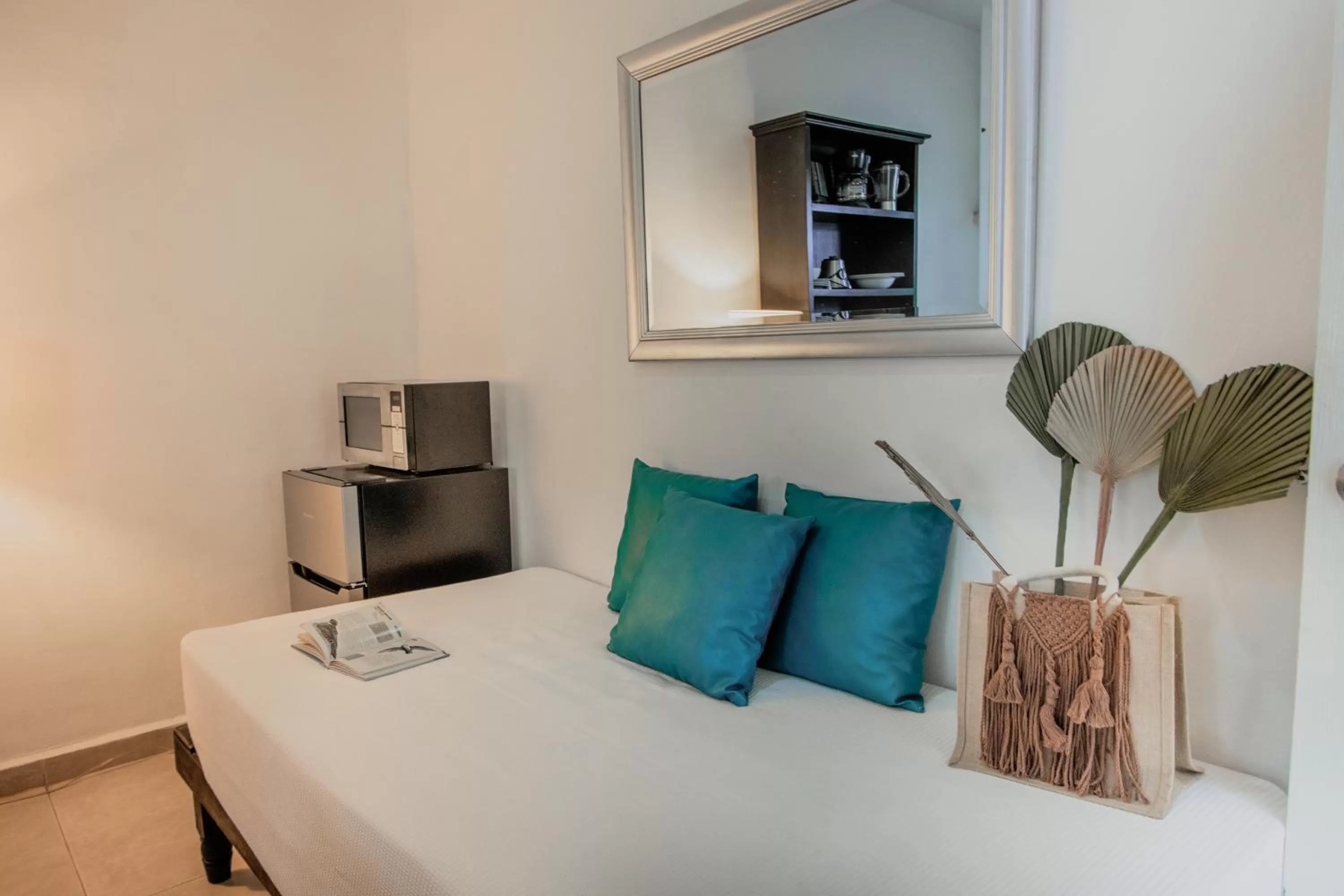 Bed in Nasim Condo Hotel con acceso BEACH CLUB GRATIS, metros 5th AVENIDA