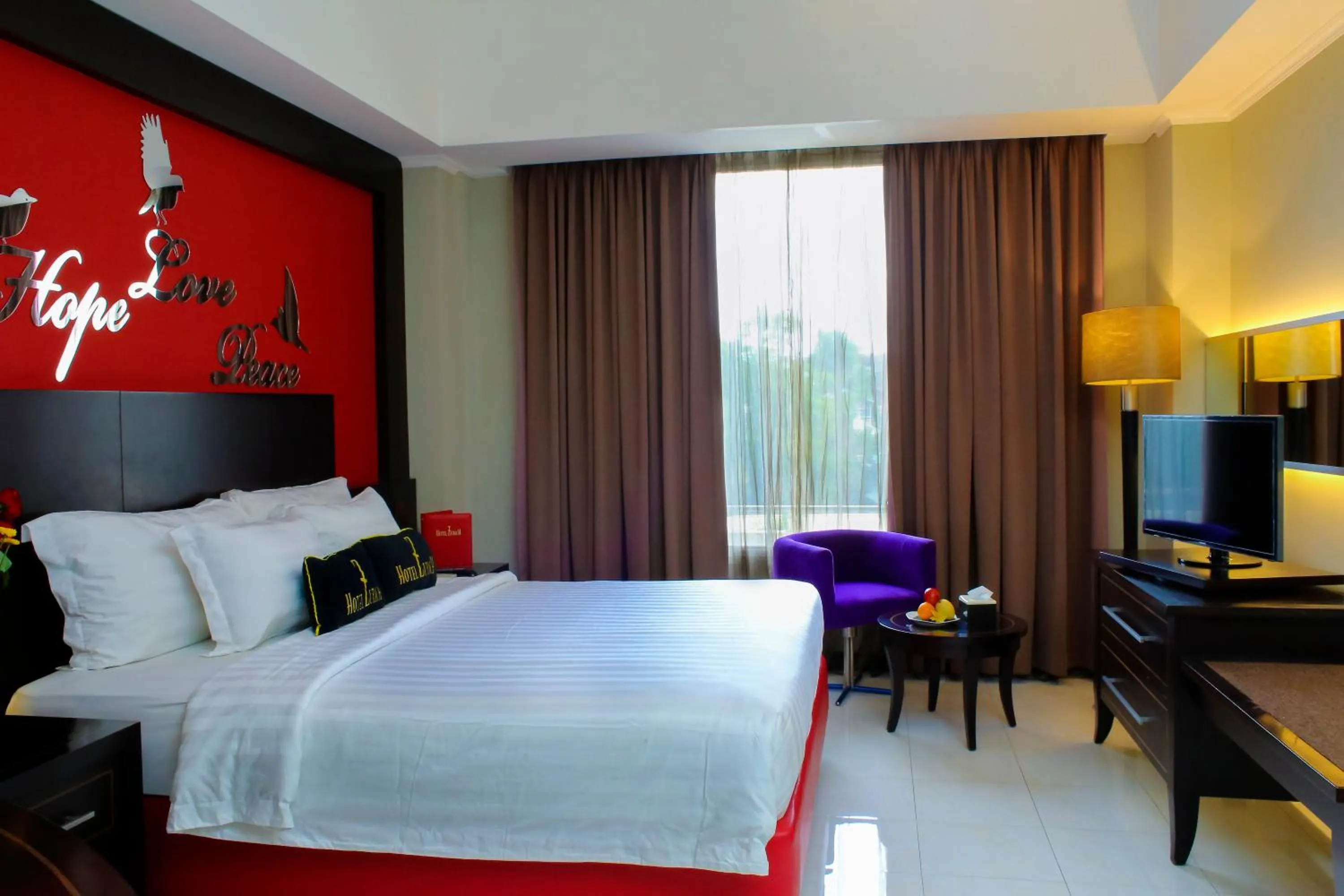 Bed in Zurich Hotel Balikpapan