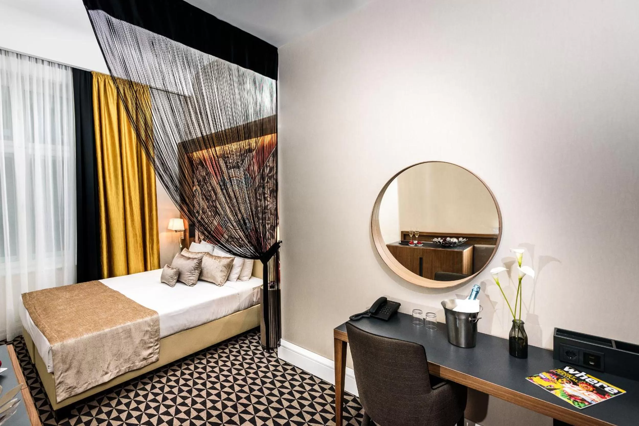 Bedroom, Bed in Hotel Moments Budapest by Continental Group