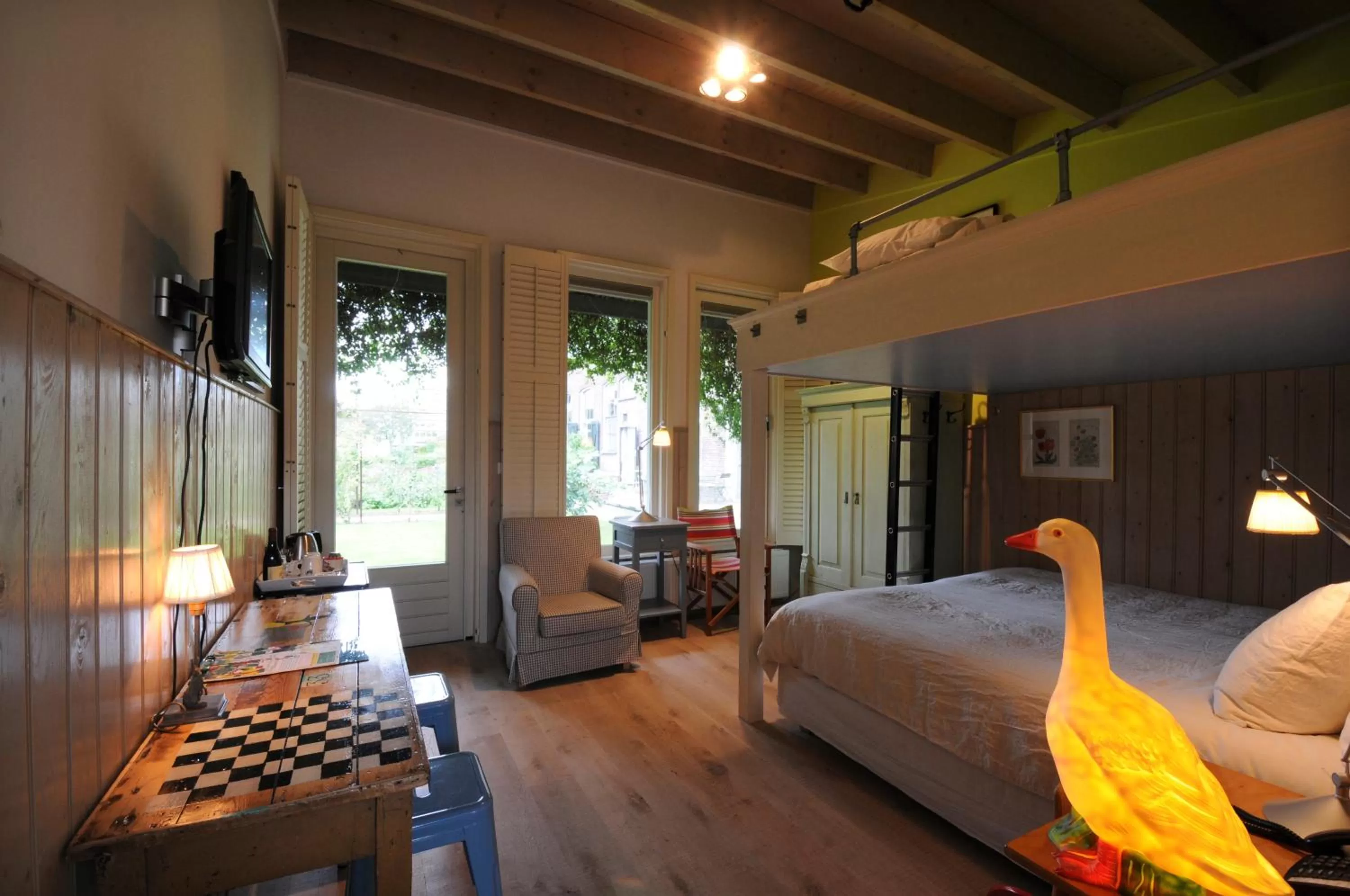 Bed in Villa Augustus