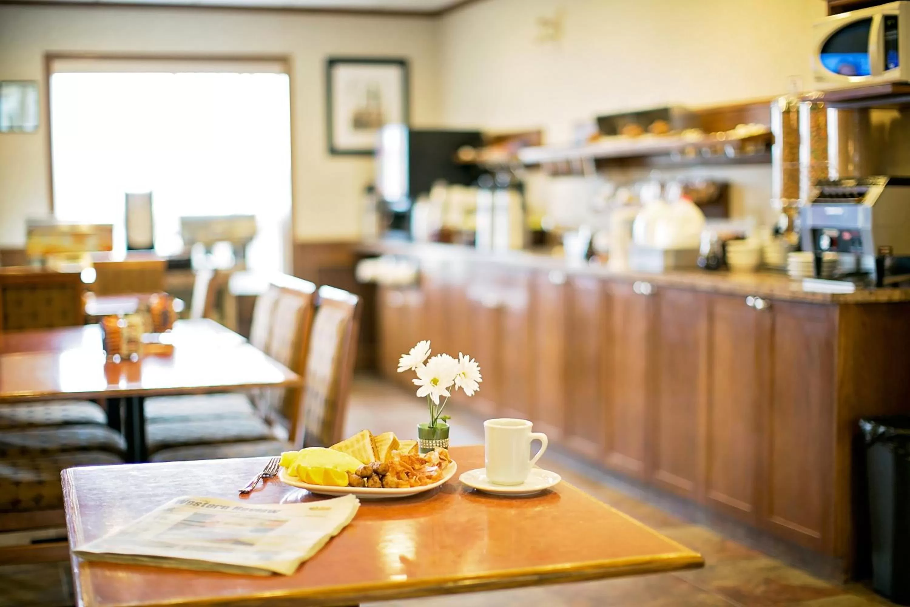 Restaurant/places to eat in Service Plus Inns & Suites Drayton Valley