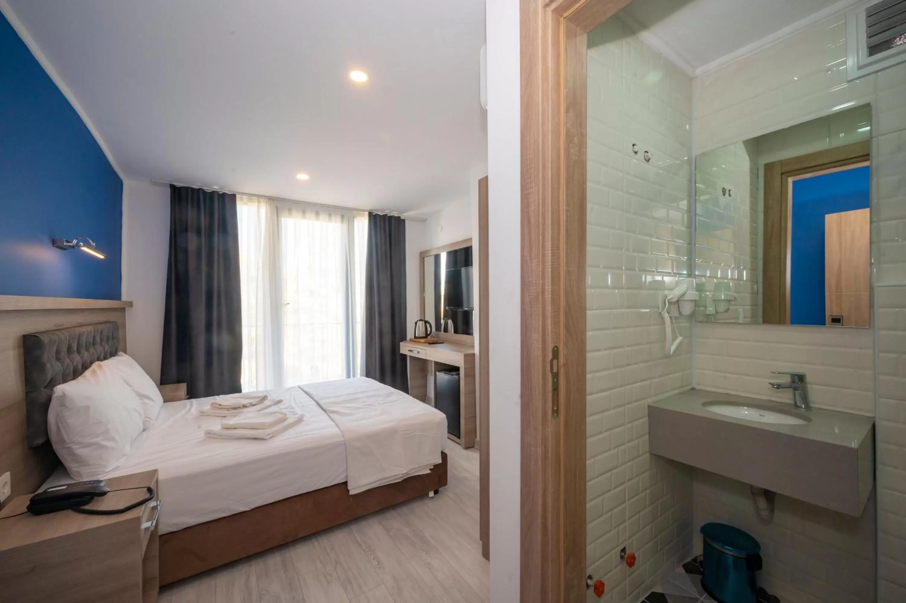 Photo of the whole room, Bed in Okda Hotel