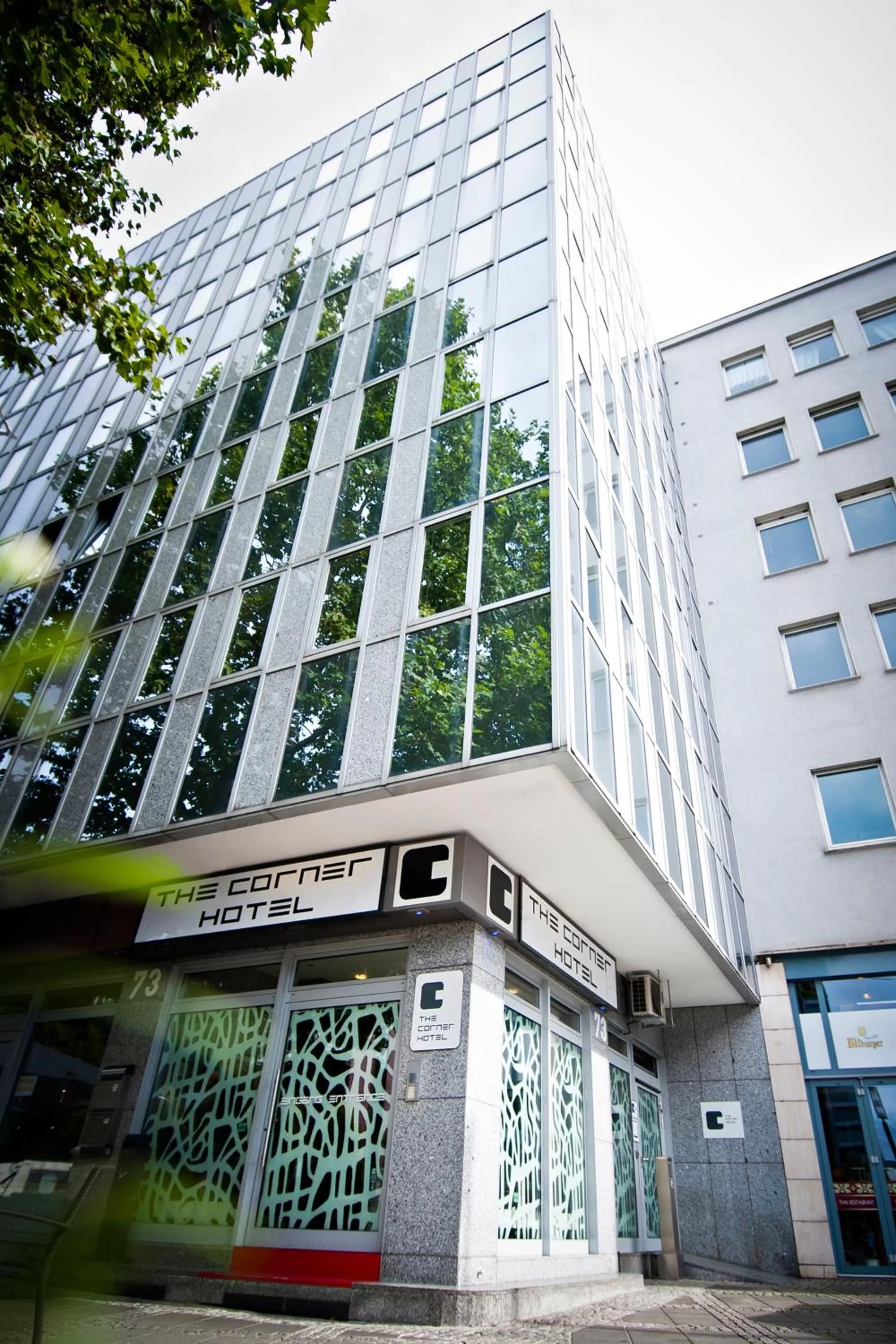 Homaris Corner Hotel