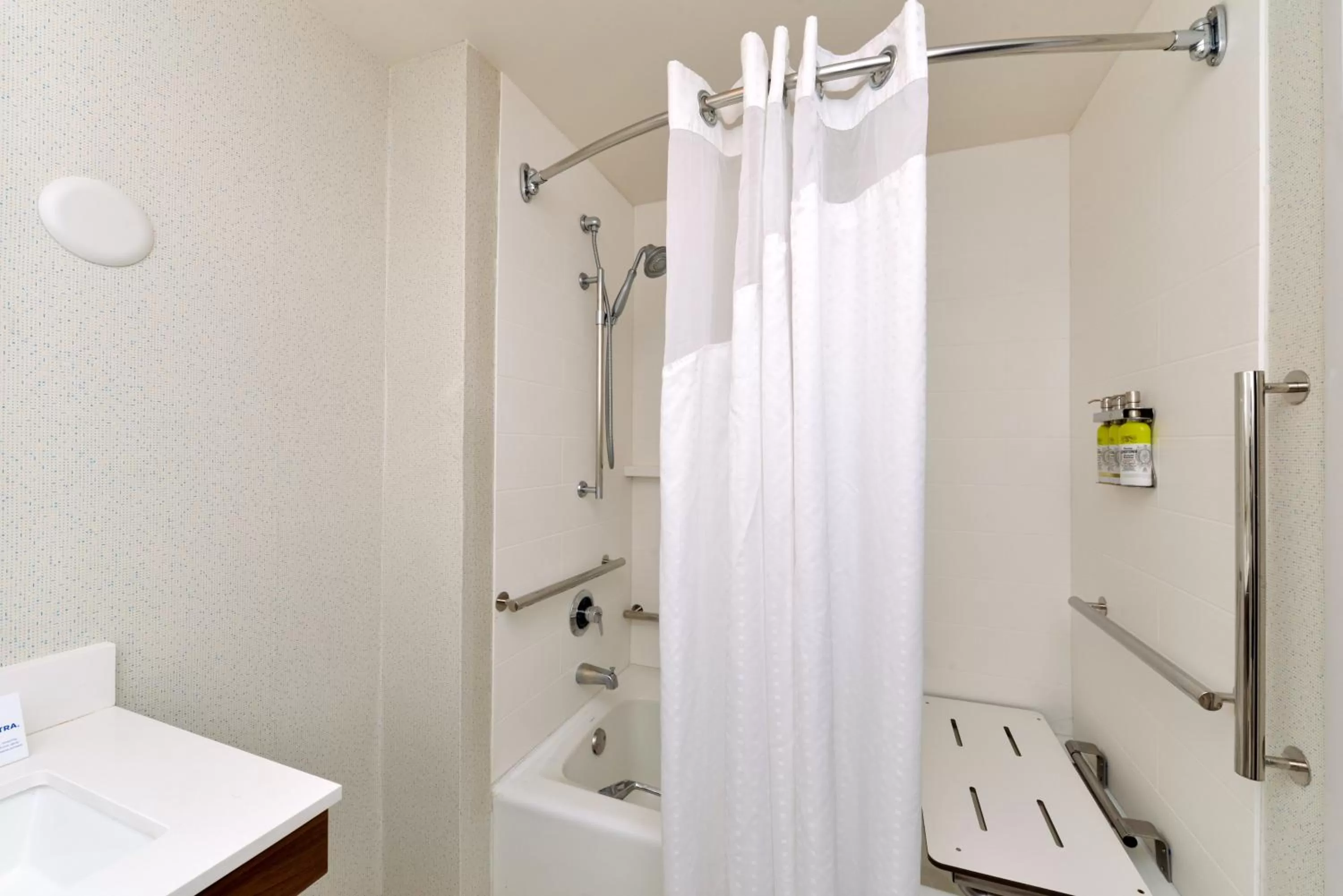 Bathroom in Holiday Inn Express Lodi by IHG