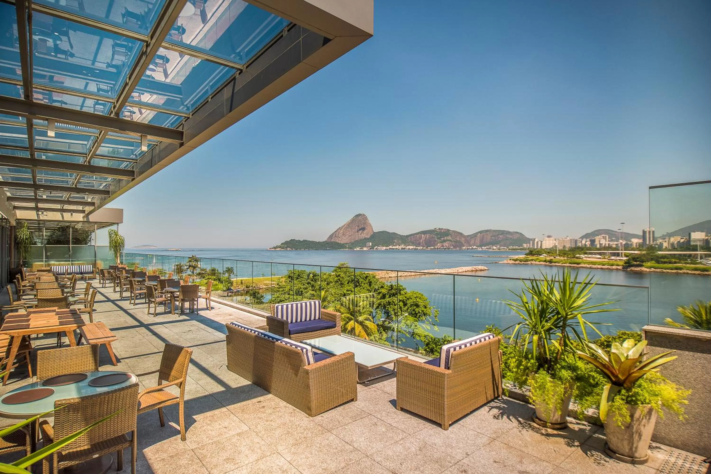 Property building in Prodigy Santos Dumont by Wish