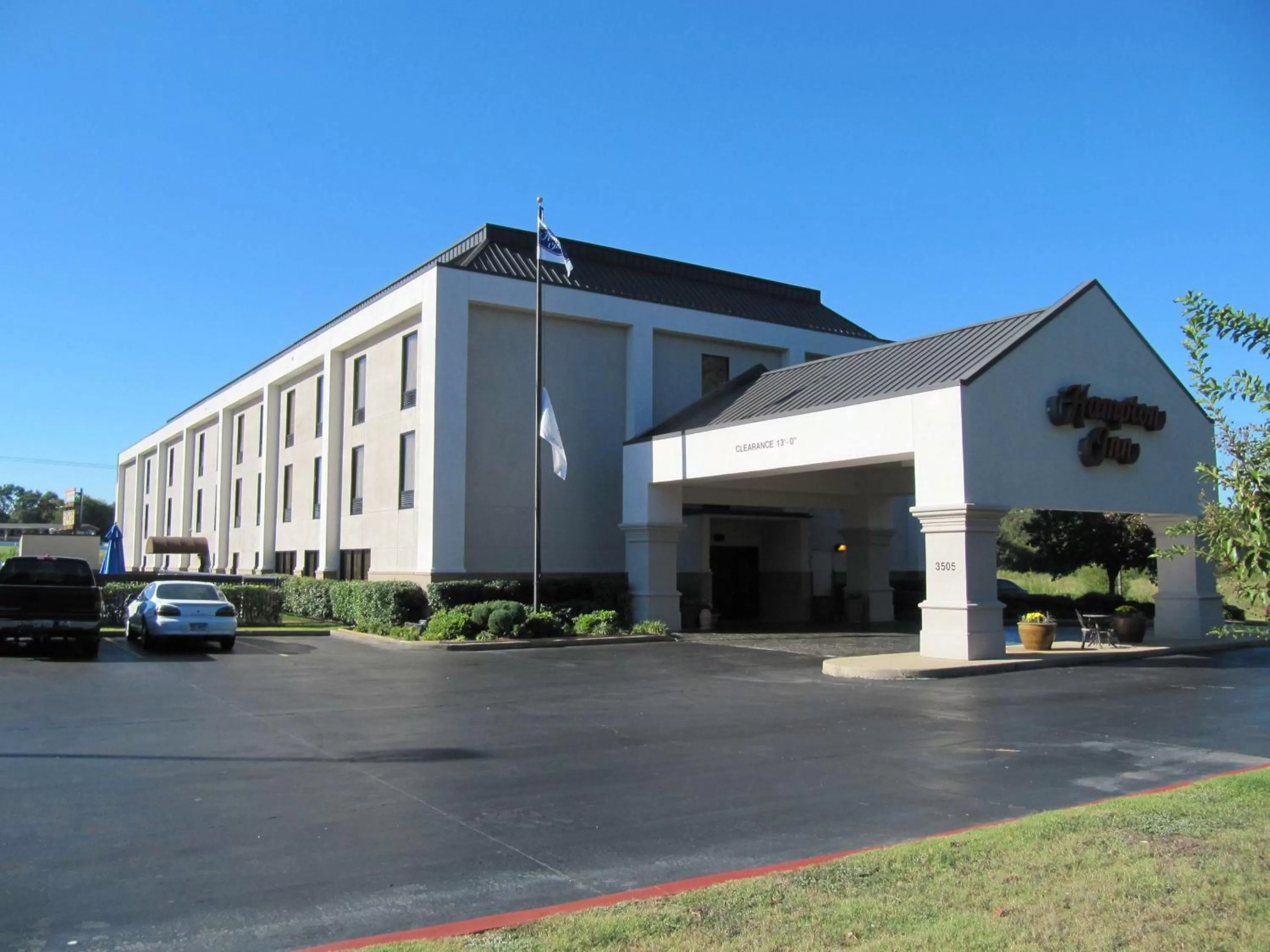 Property building in Hampton Inn Lindale/Tyler