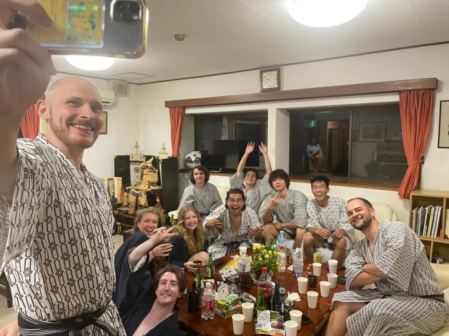 Communal lounge/ TV room in Fuji-Hakone Guest House