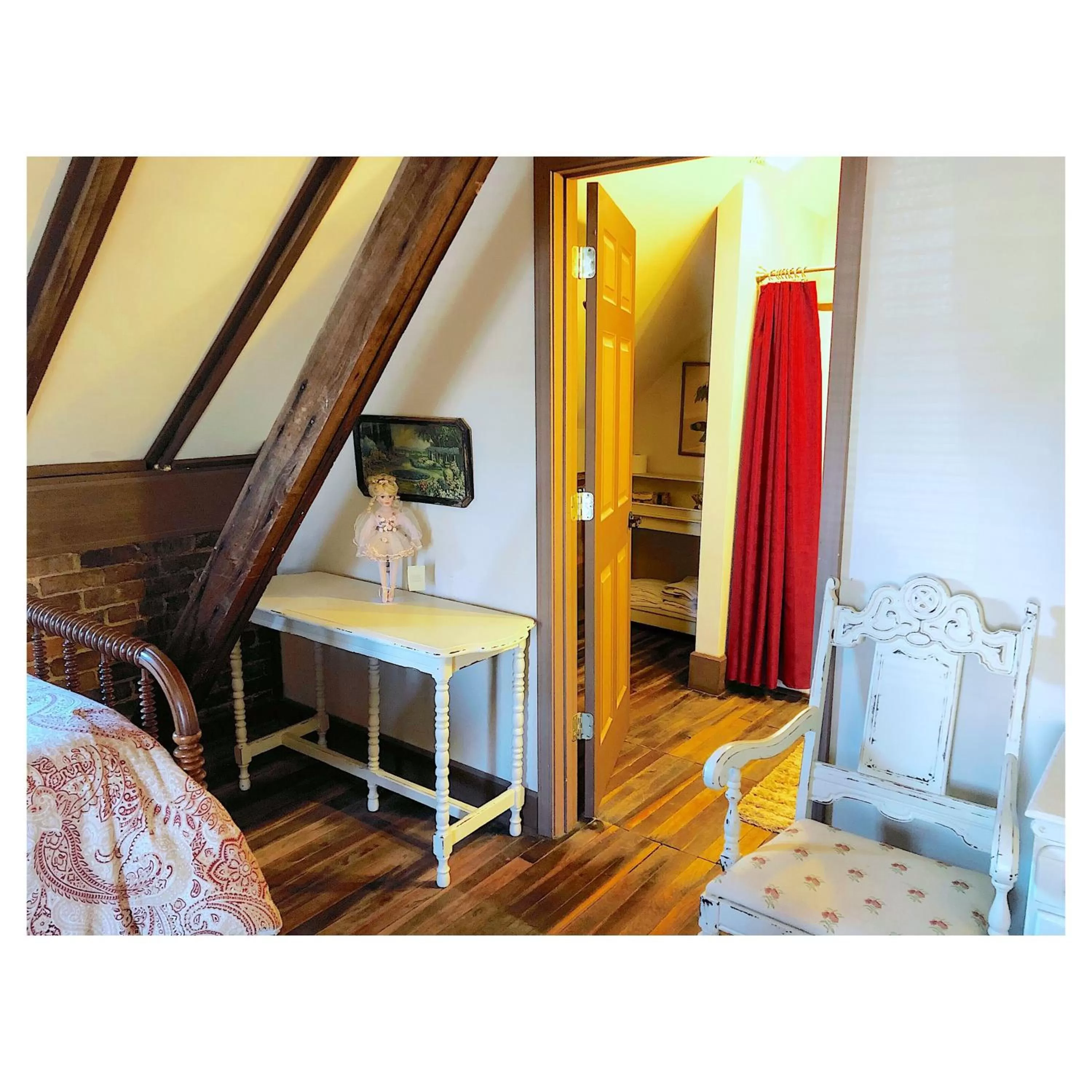 Other, Seating Area in Main Street Bed & Breakfast