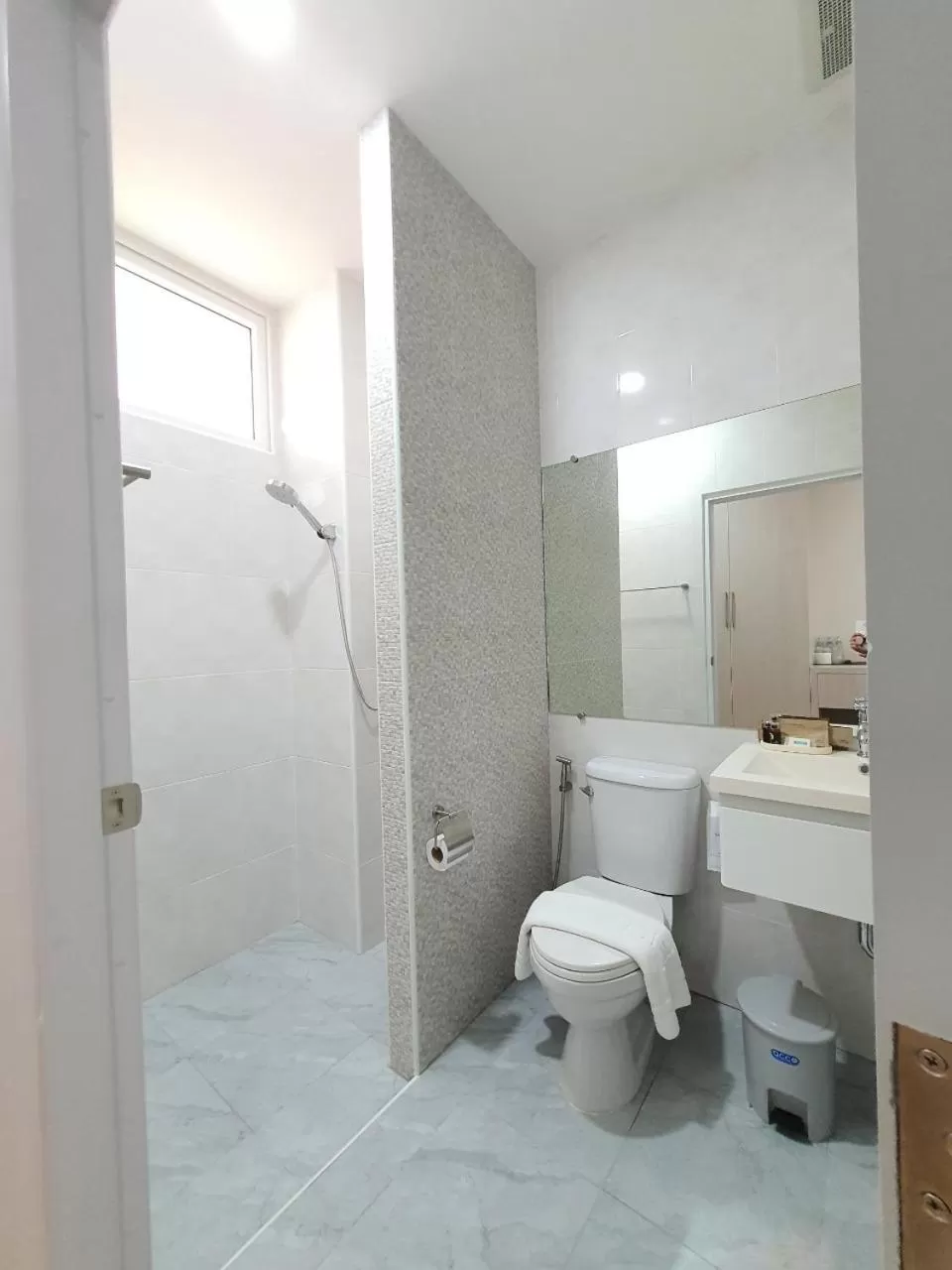 Bathroom in Lueangchan Orchid Hotel