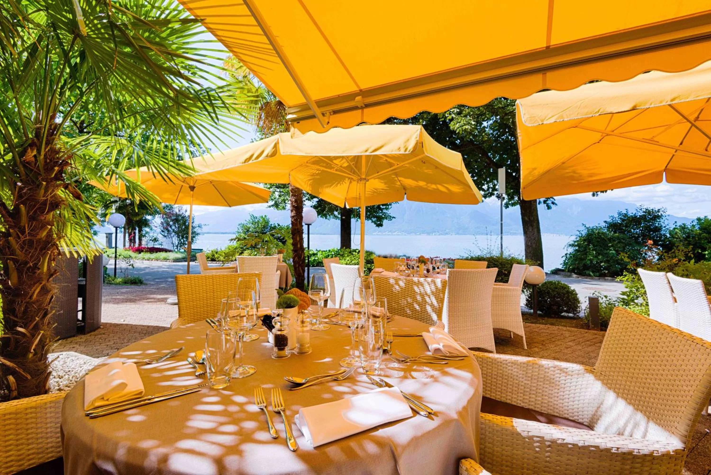 Restaurant/places to eat in Royal Plaza Montreux