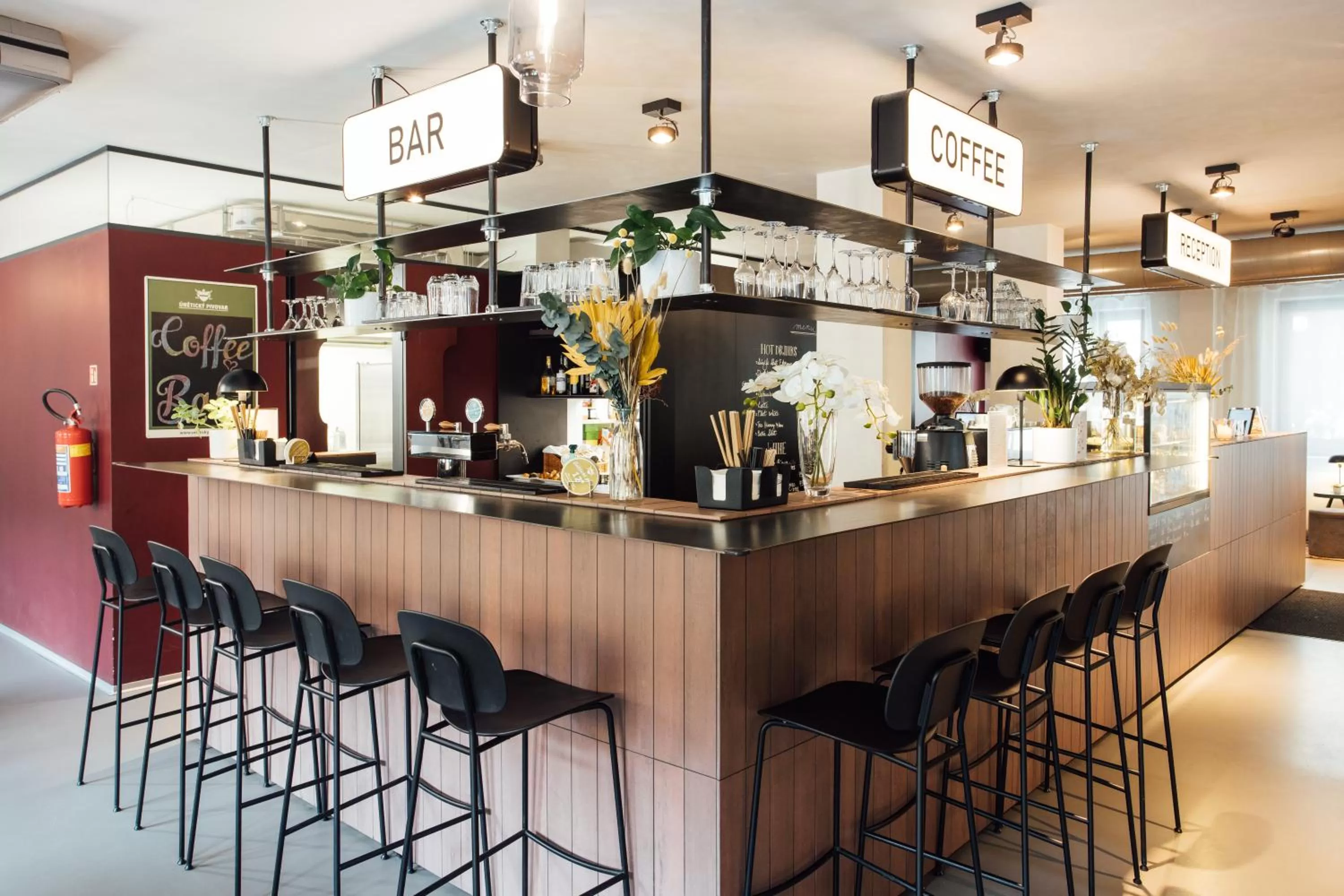 Communal lounge/ TV room in Miss Sophie's Downtown