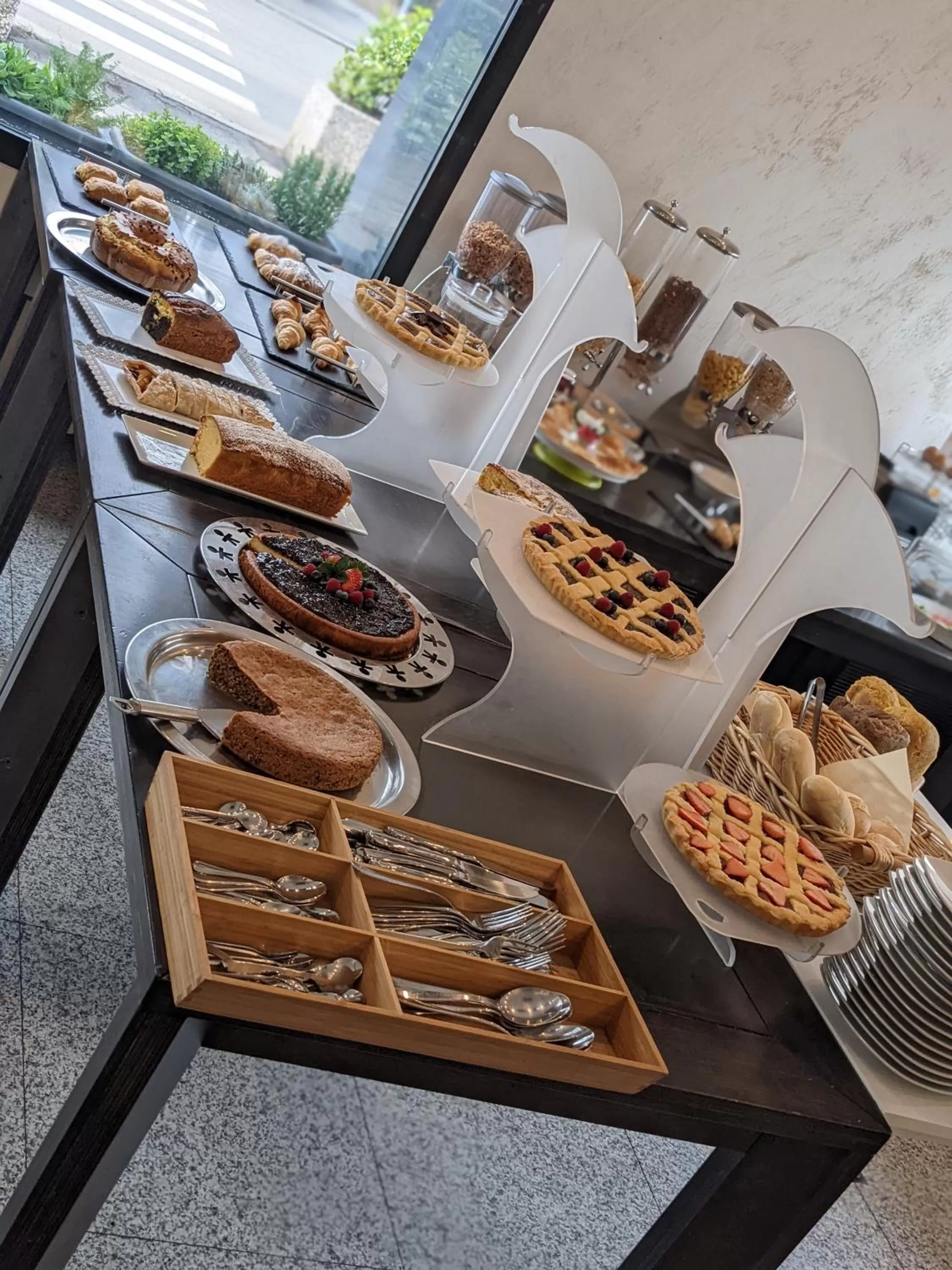 Breakfast in Hotel Lis