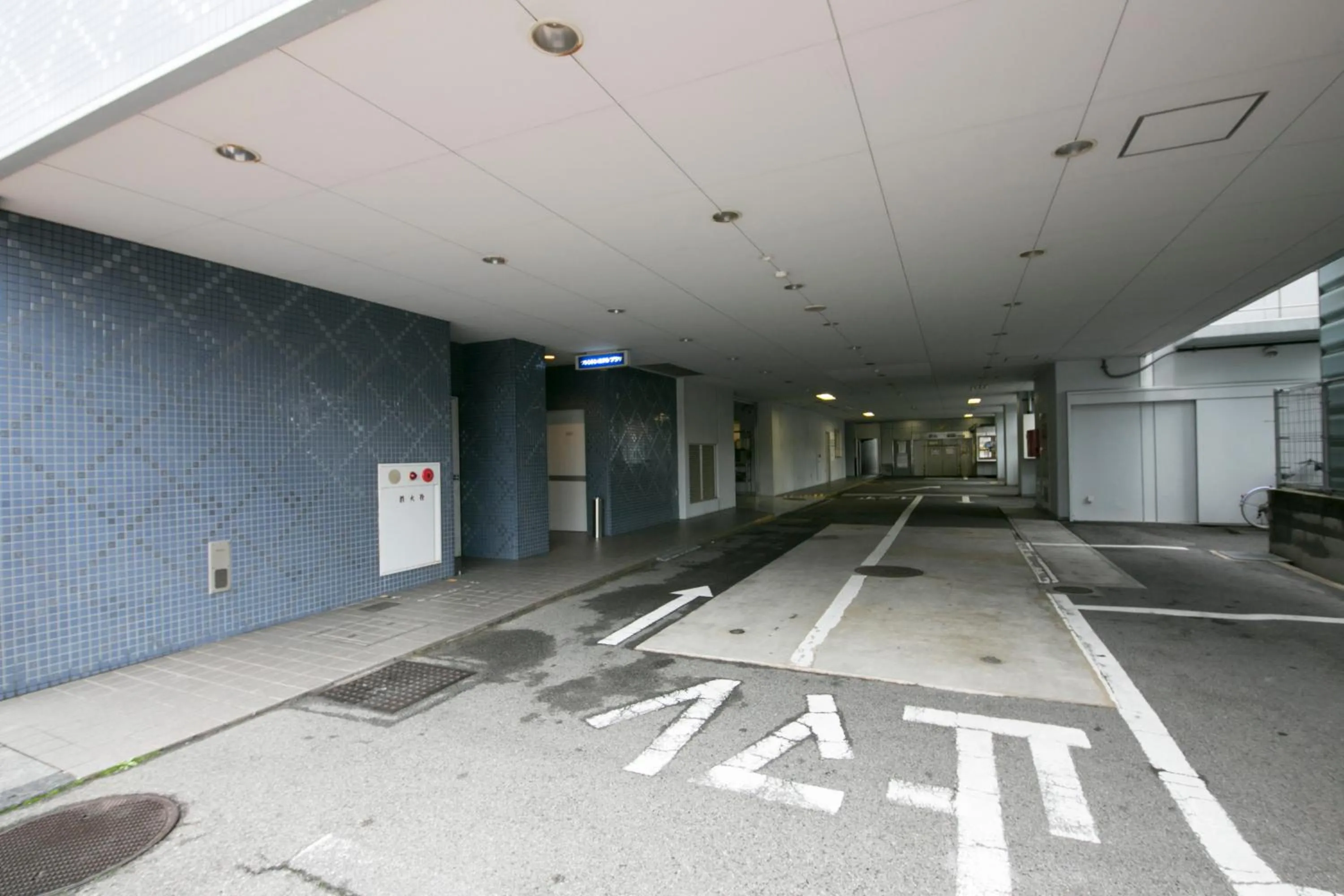 Parking in Yonago Washington Hotel Plaza