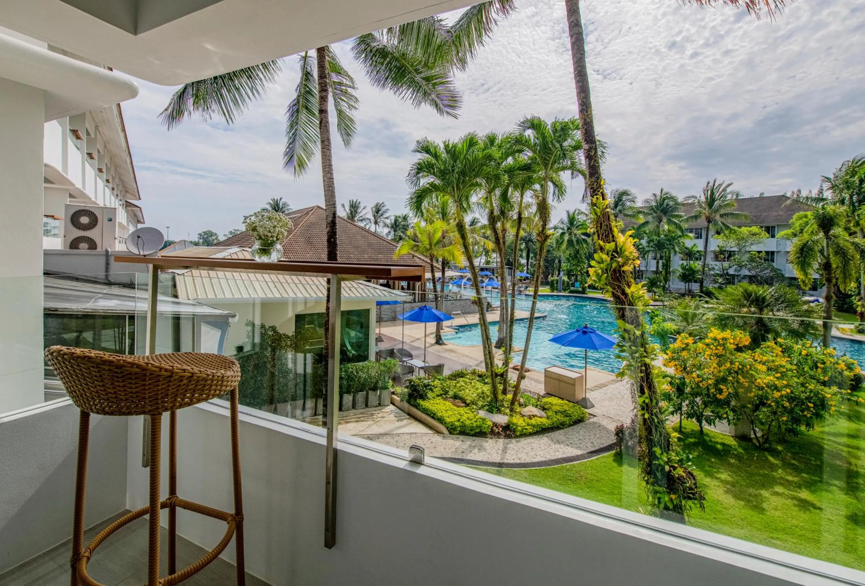 Balcony/Terrace in NH Boat Lagoon Phuket Resort