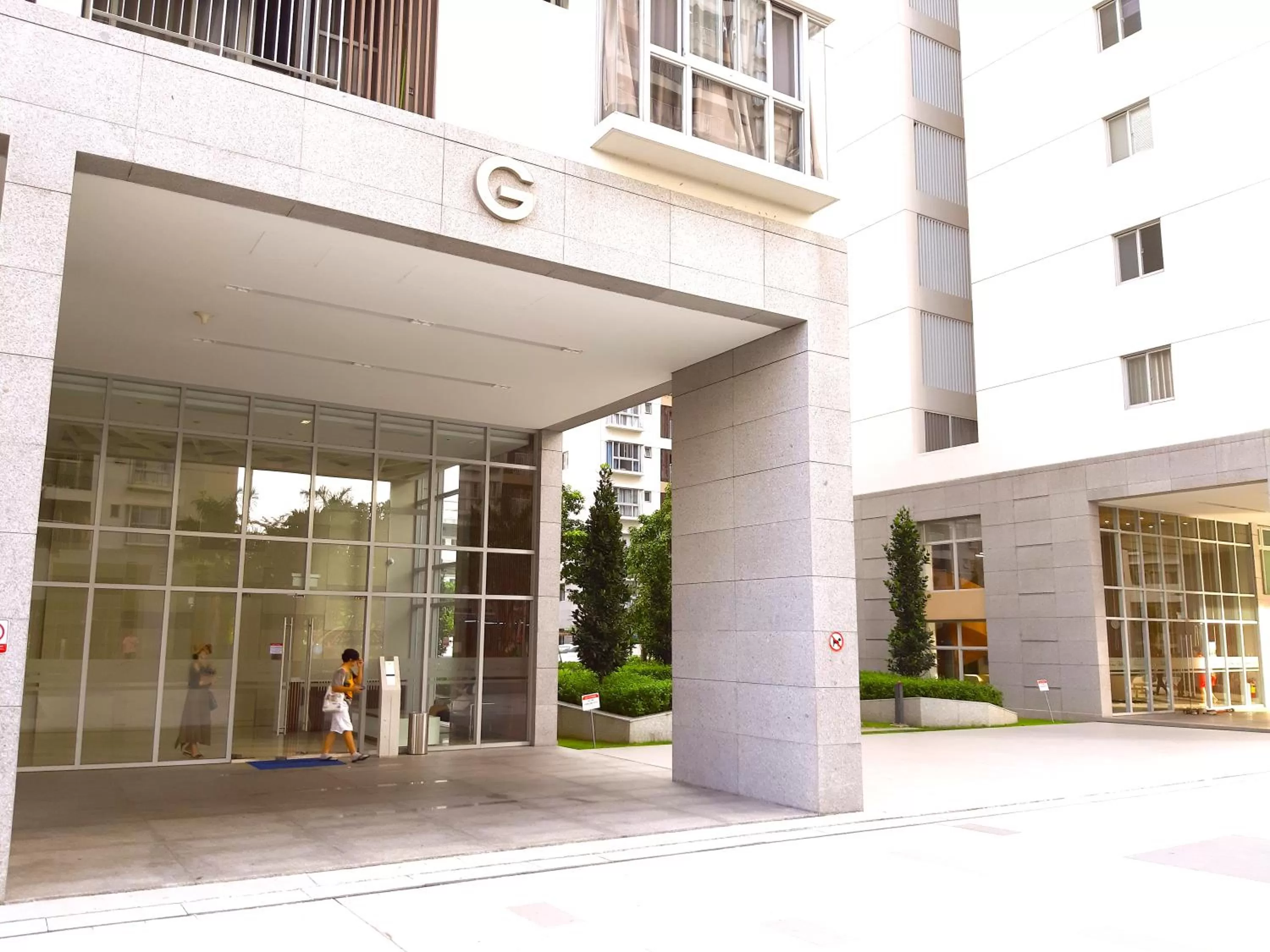 Property building in Scenic Valley Suite