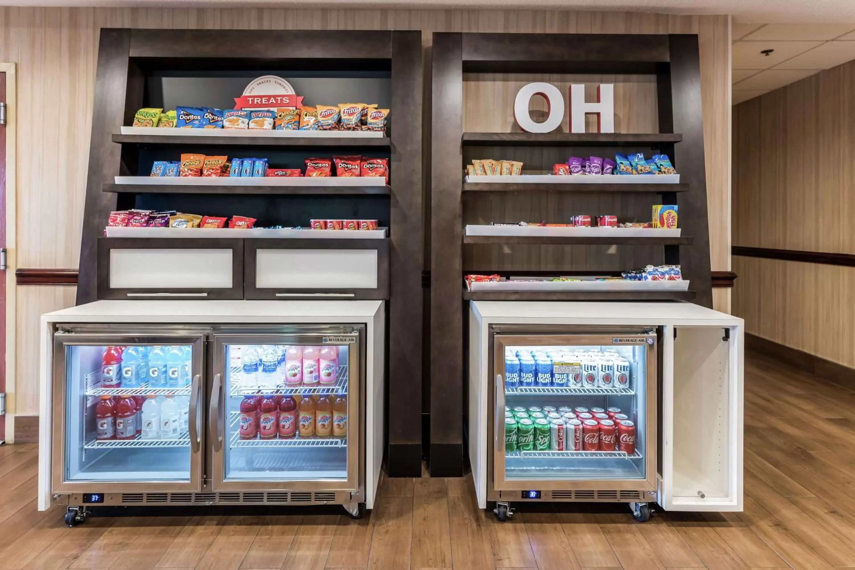 Restaurant/places to eat in Hampton Inn Columbus I-70E/Hamilton Road