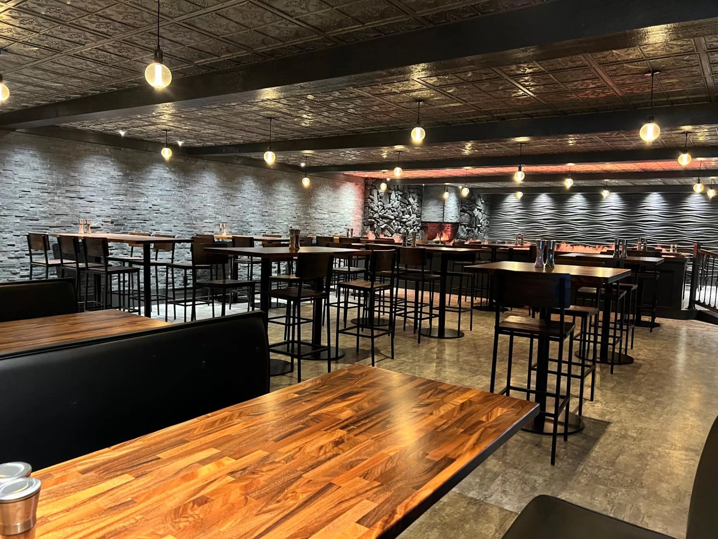 Restaurant/places to eat in Terrace Bay Hotel - Lakefront