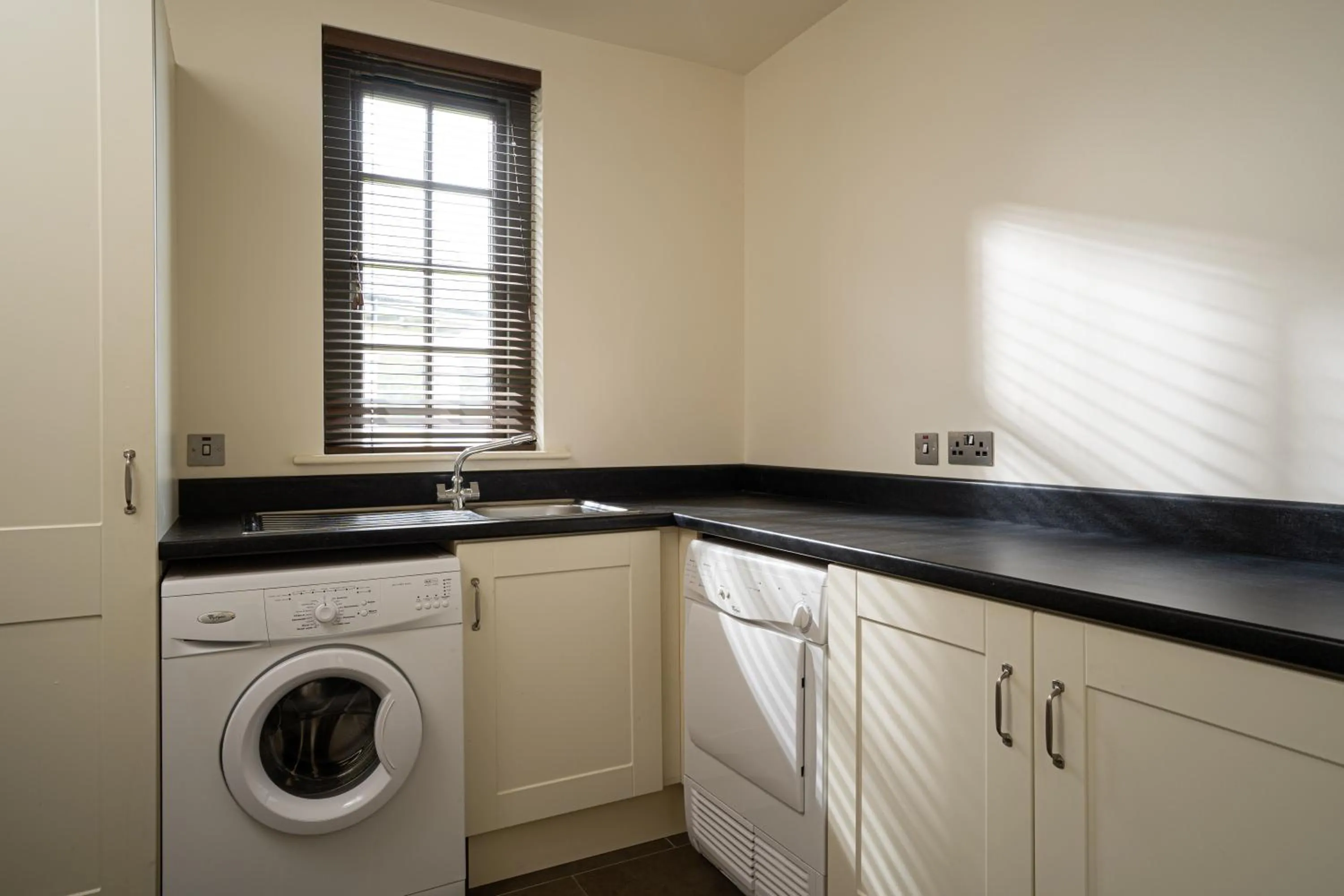 Kitchen or kitchenette in Lodge at Lough Erne