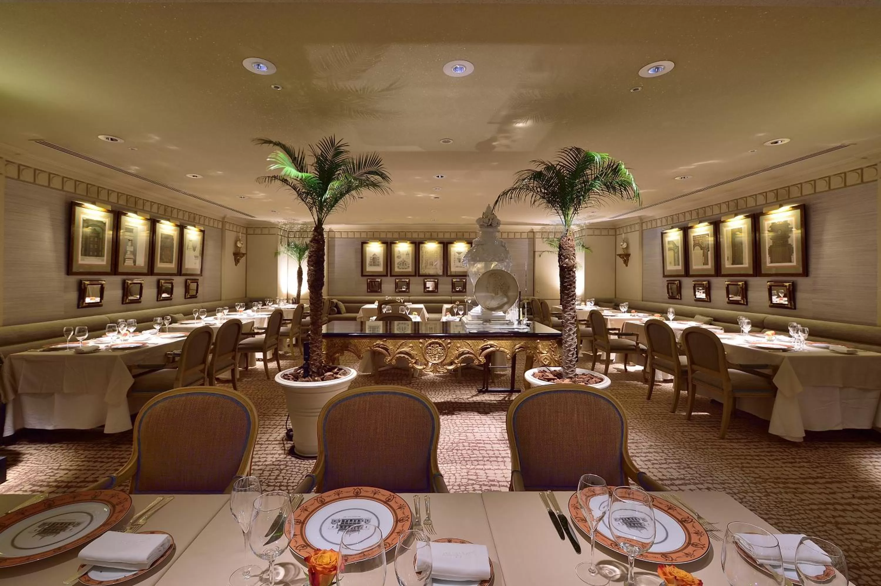 Restaurant/places to eat in Hotel Nikko Fukuoka