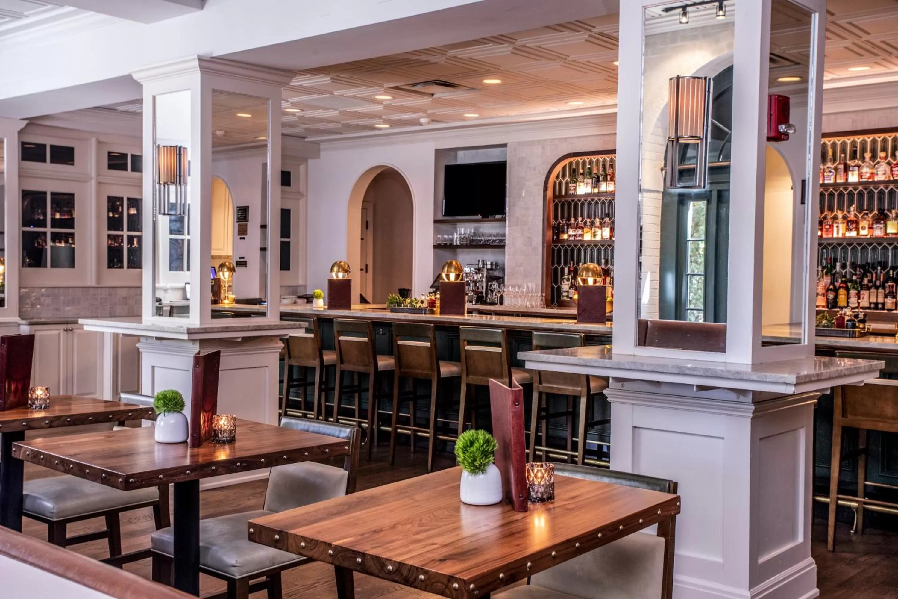 Restaurant/places to eat in The Hotel at Auburn University