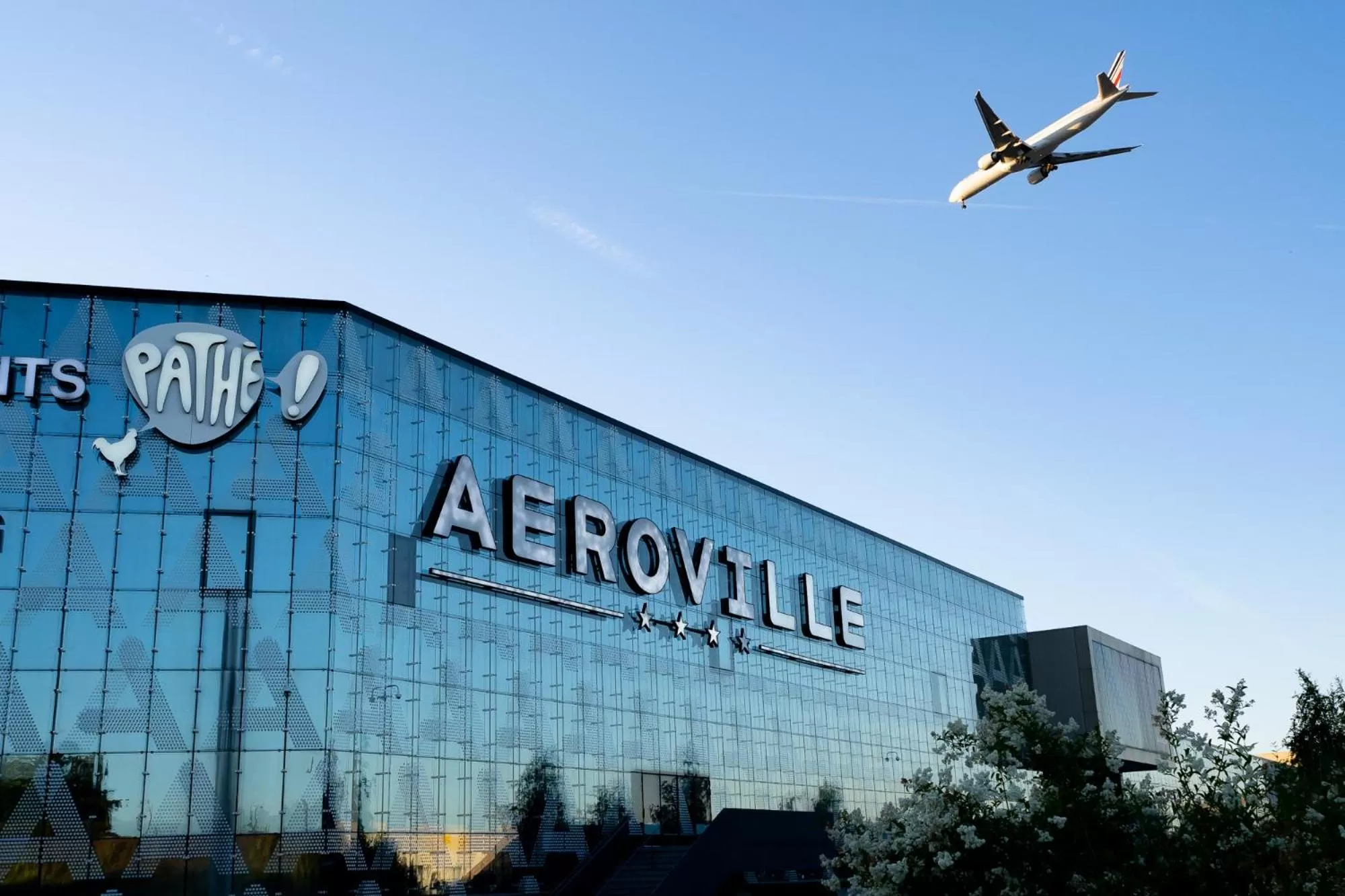 Nearby landmark in Pullman Paris Roissy Cdg Airport