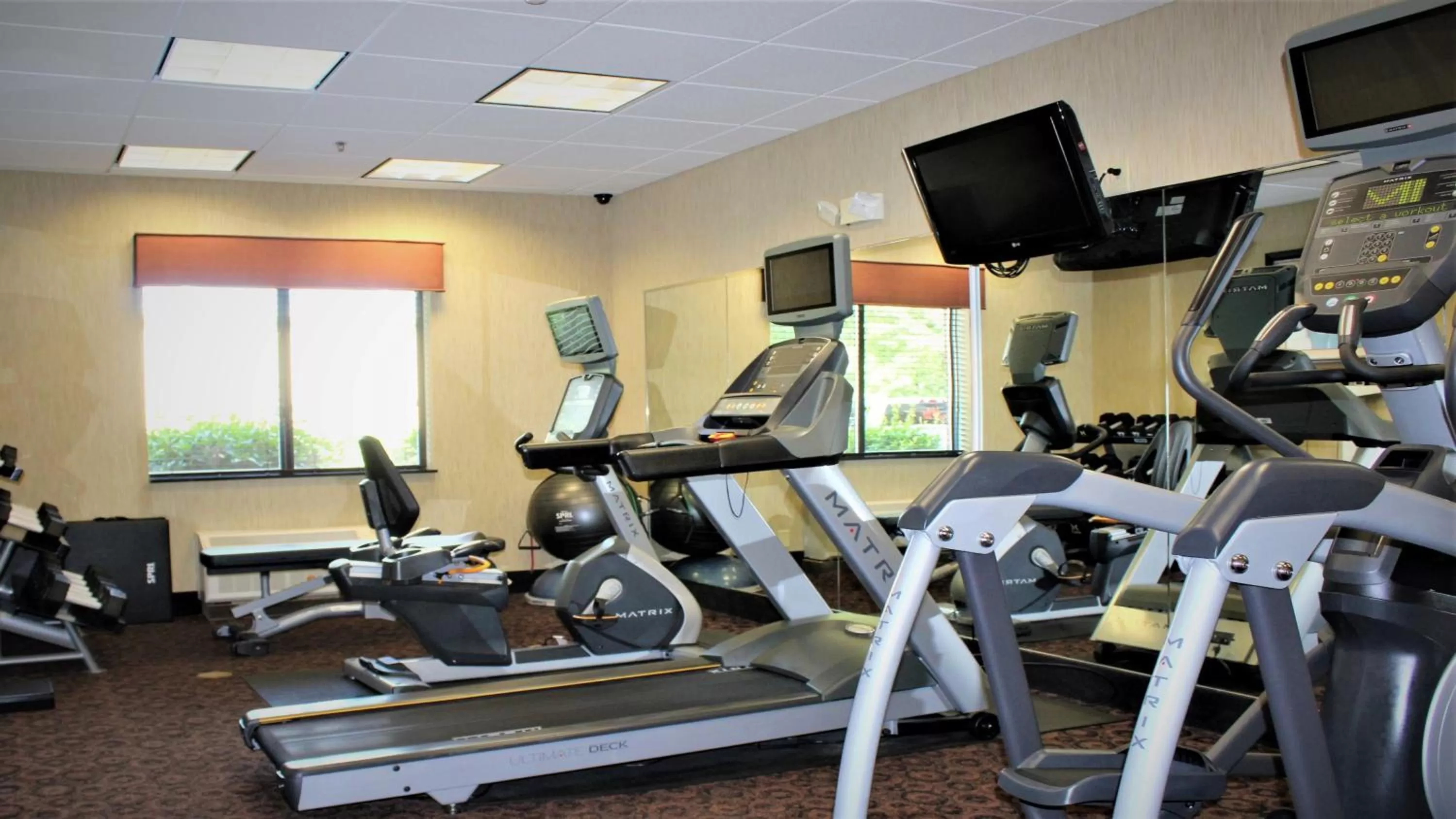 Fitness centre/facilities in Holiday Inn Express Hotels & Suites Rockingham West by IHG