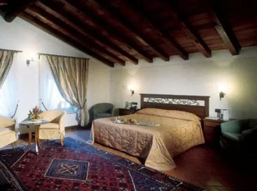 Photo of the whole room in Bes Hotel Bergamo Cologno al Serio
