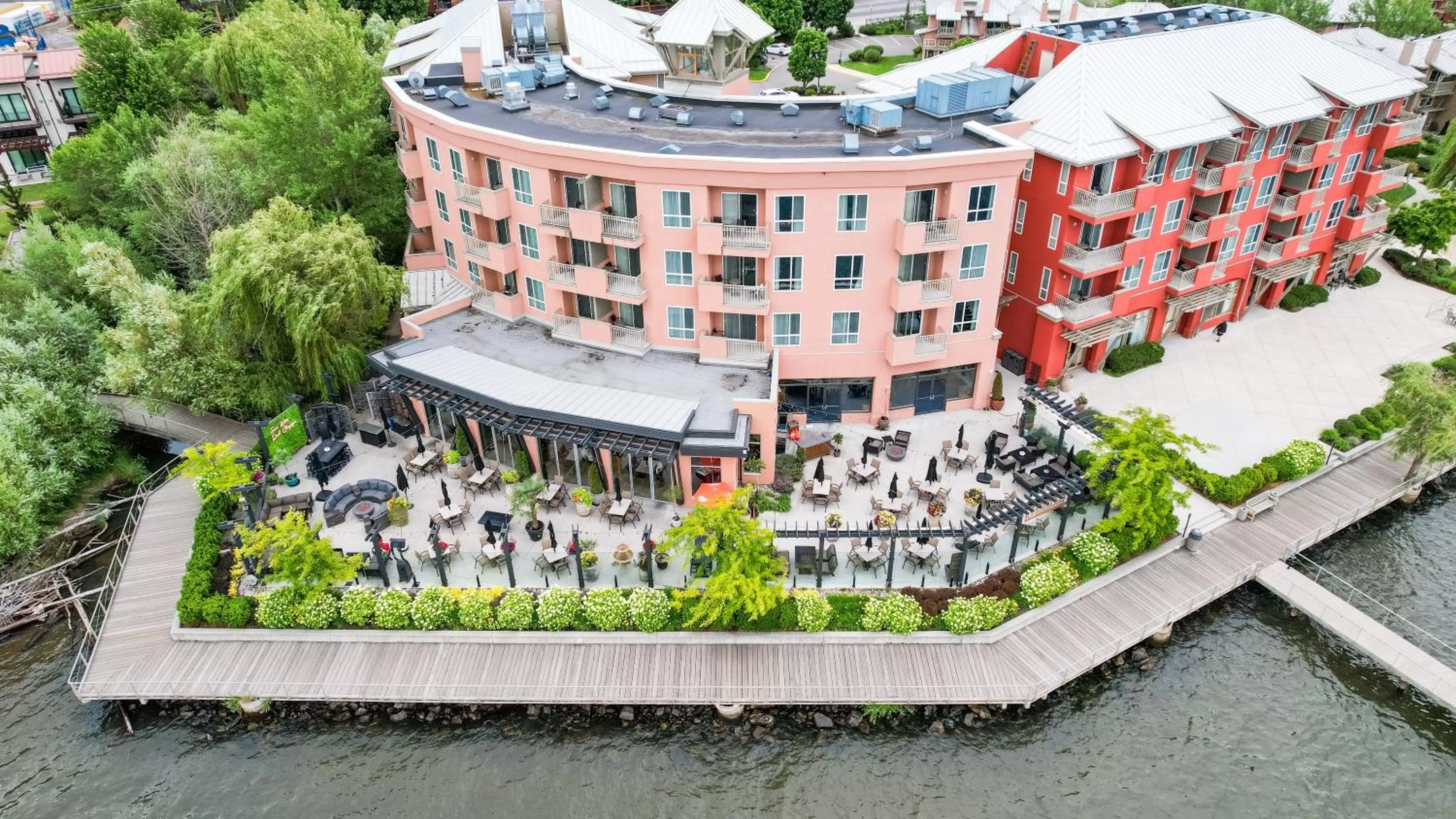 Property building in Manteo at Eldorado Resort