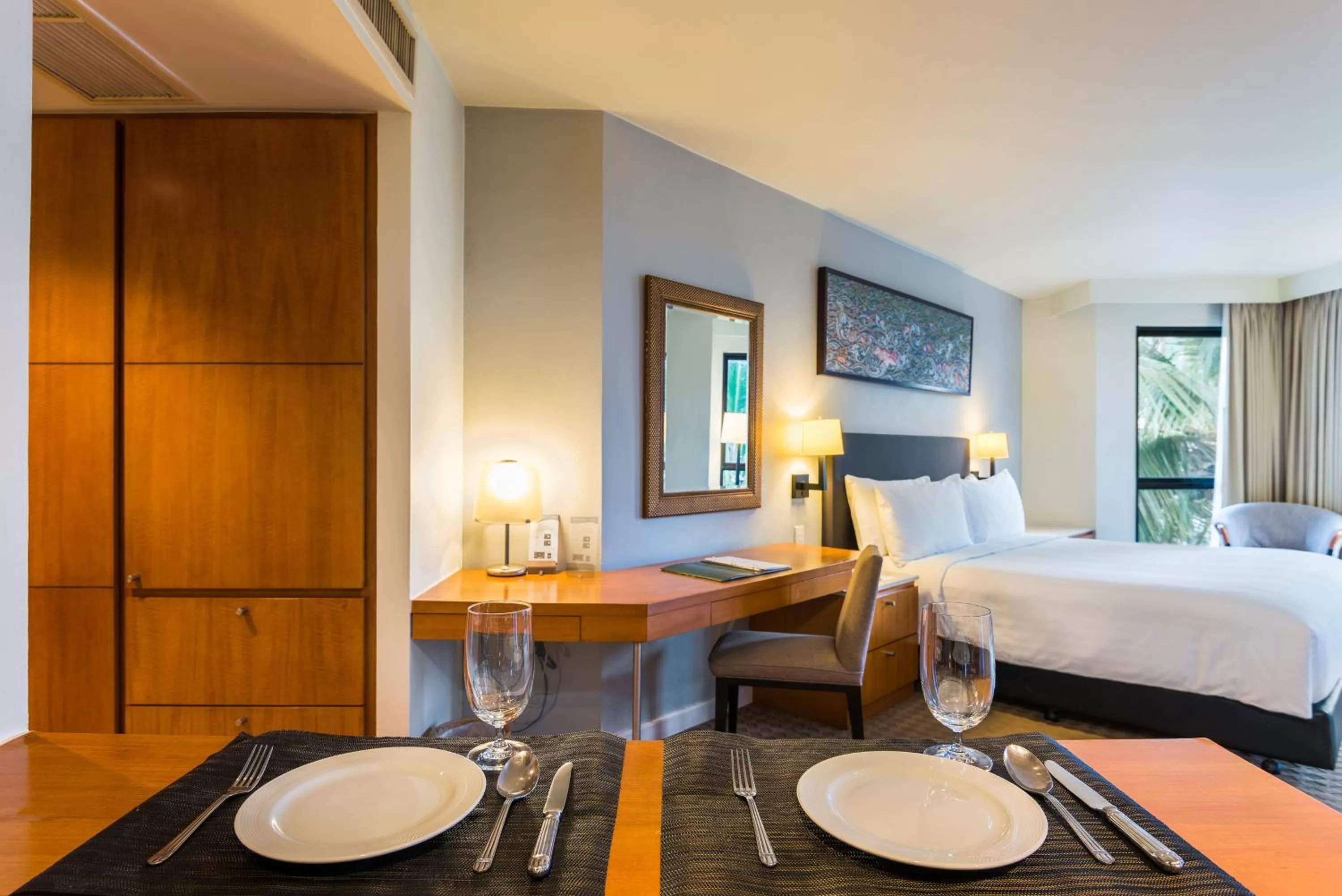 Living room, Bed in Chatrium Sathon Bangkok