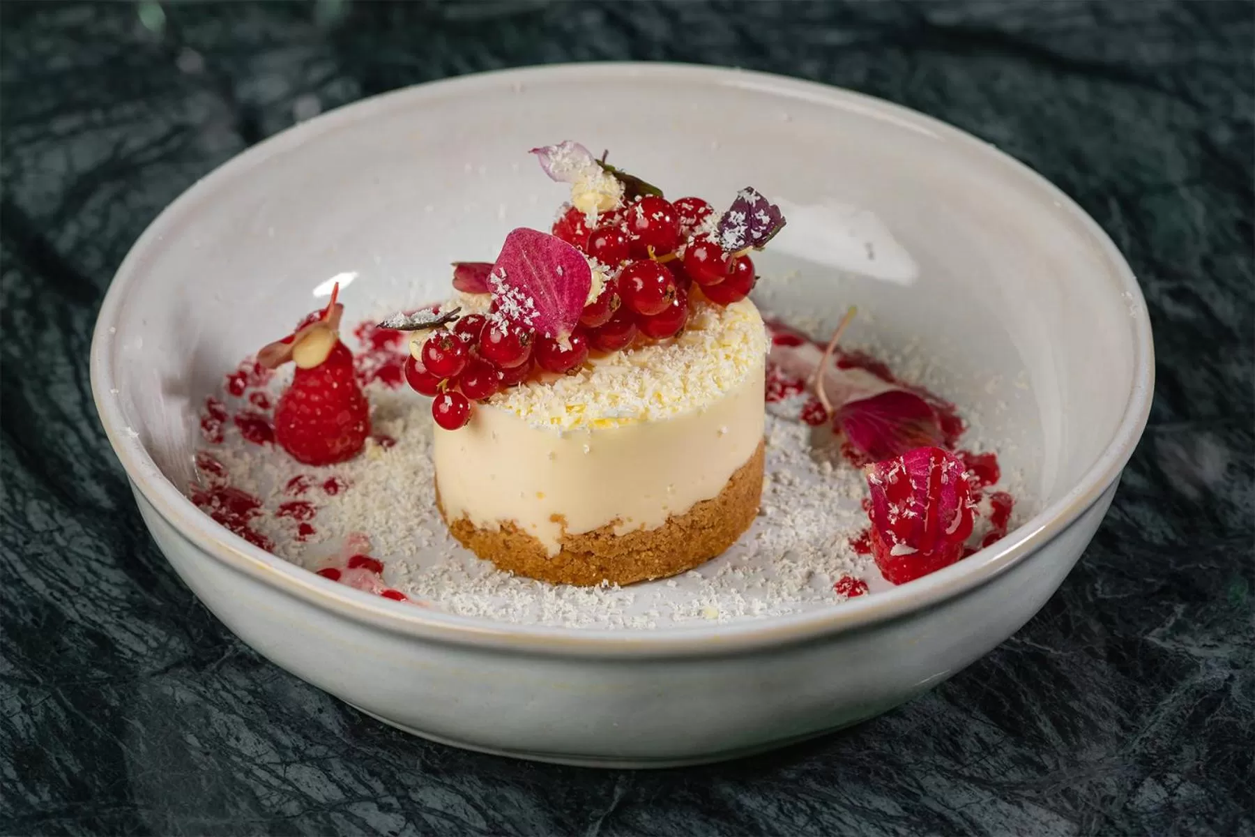 Restaurant/places to eat in Living Hotel Kanzler