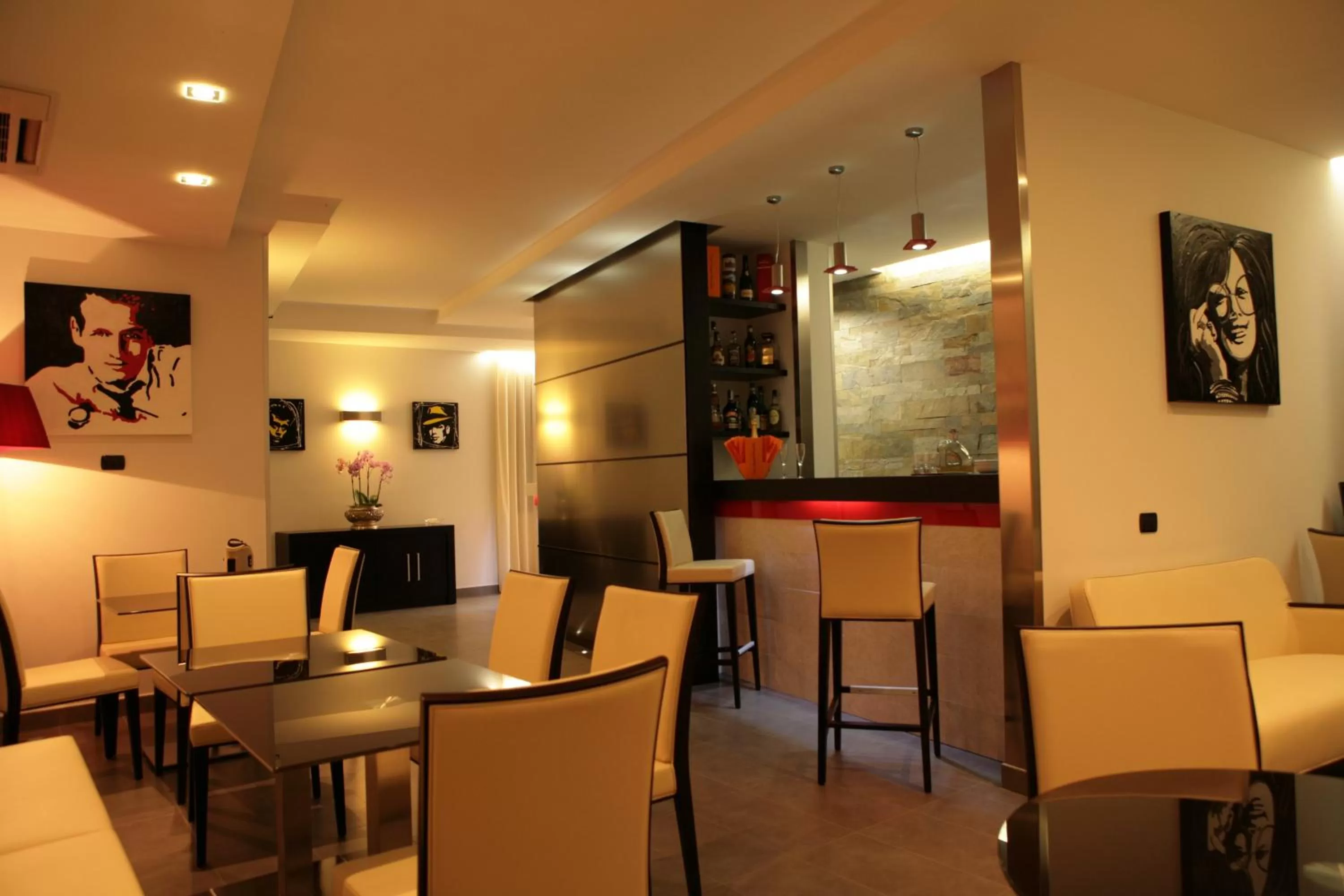 Lounge or bar in Hotel Visagi