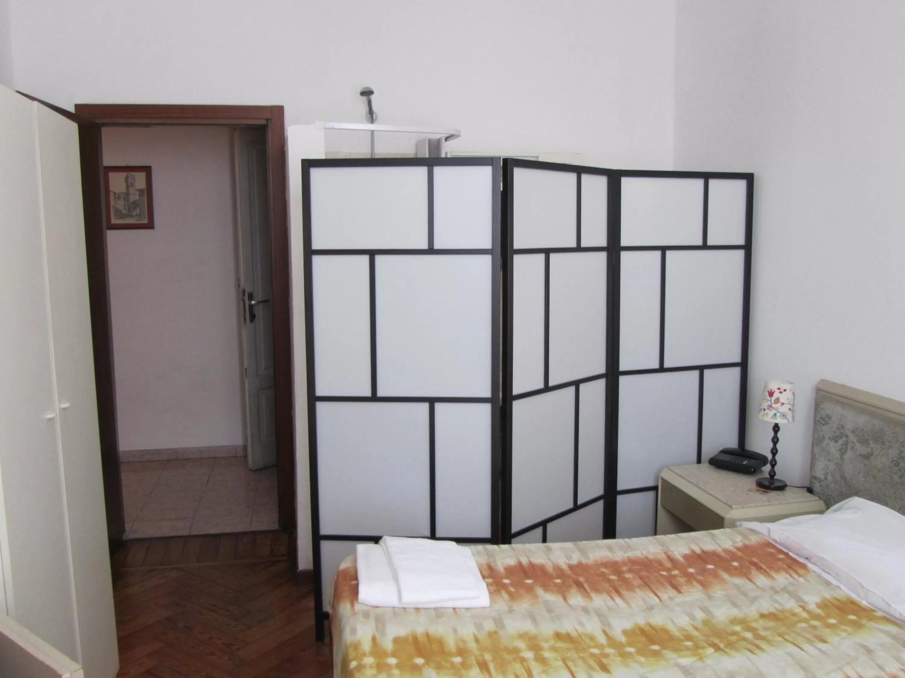 Decorative detail, Bed in Hotel Gambara