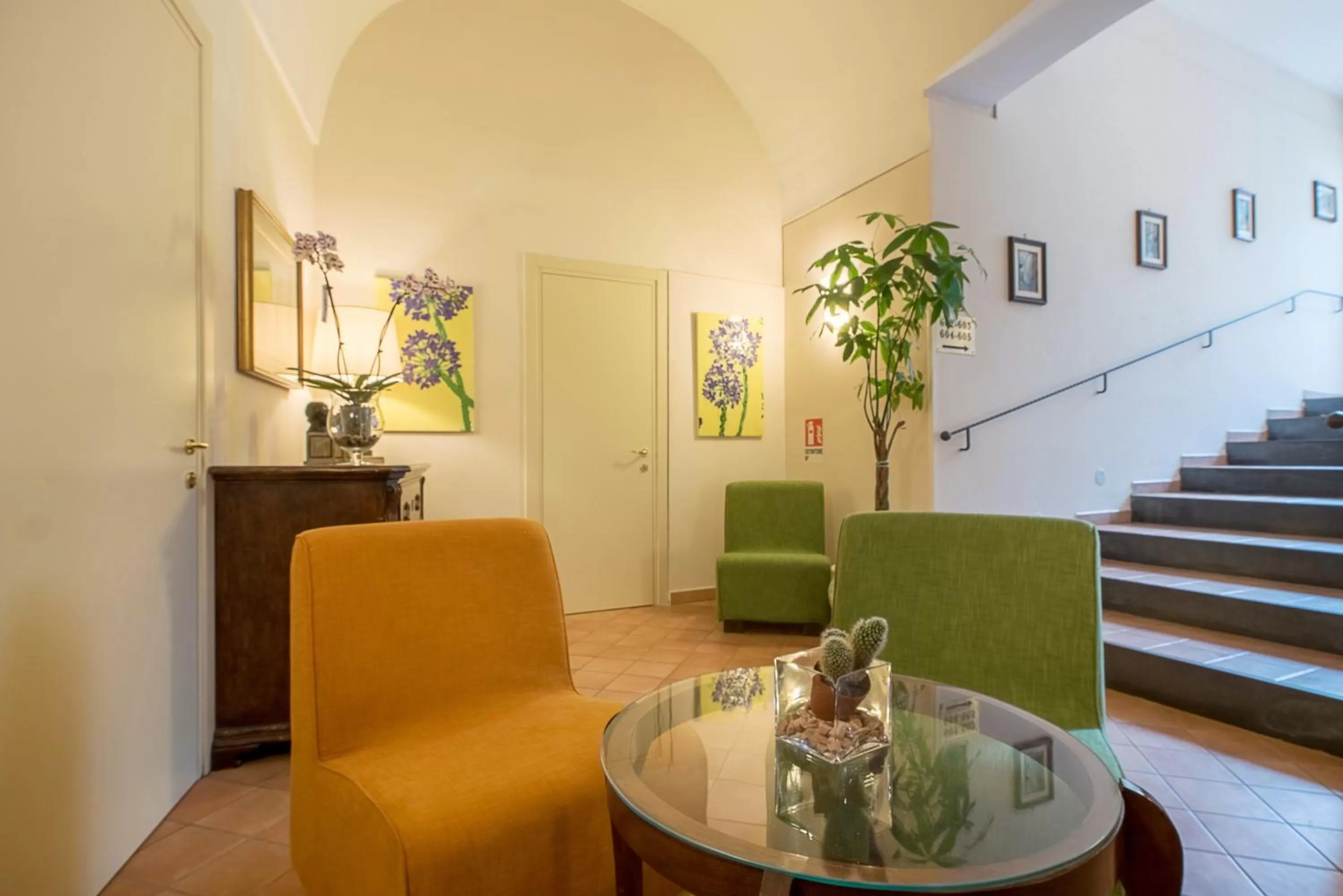 Seating area in Hotel Tourist