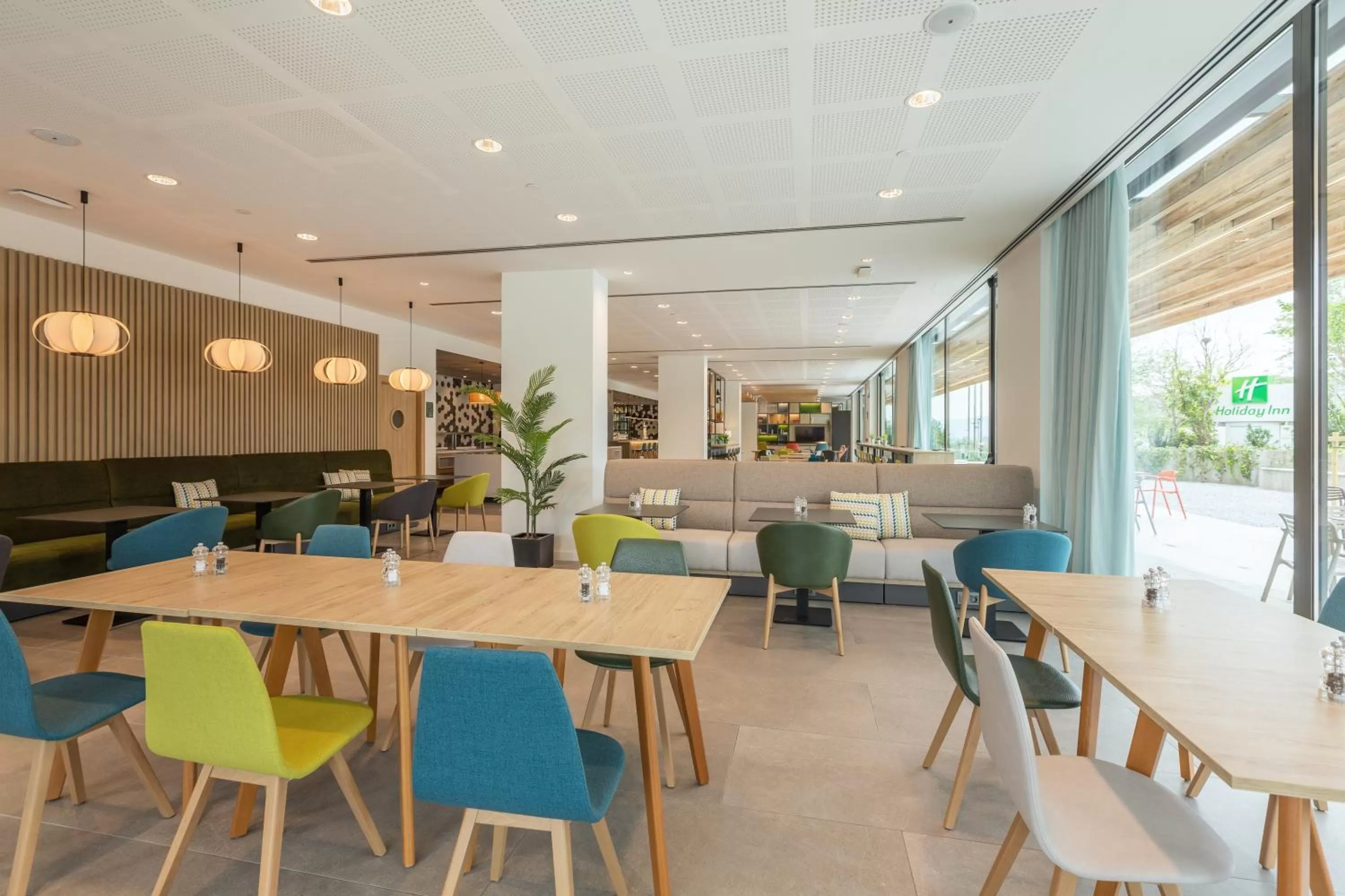 Restaurant/places to eat in Holiday Inn Barcelona - Sant Cugat by IHG