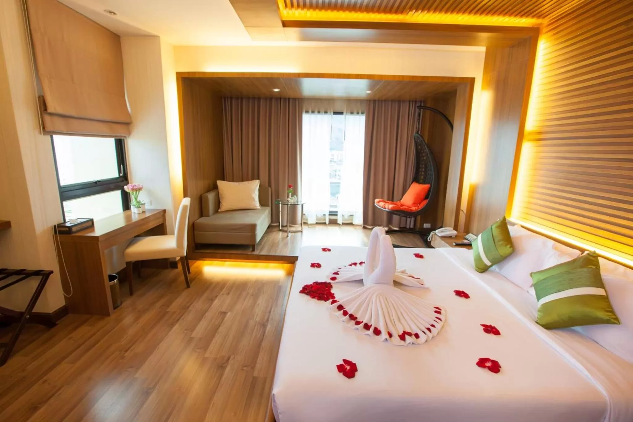 Bed in Chiangmai Grandview Hotel & Convention Center