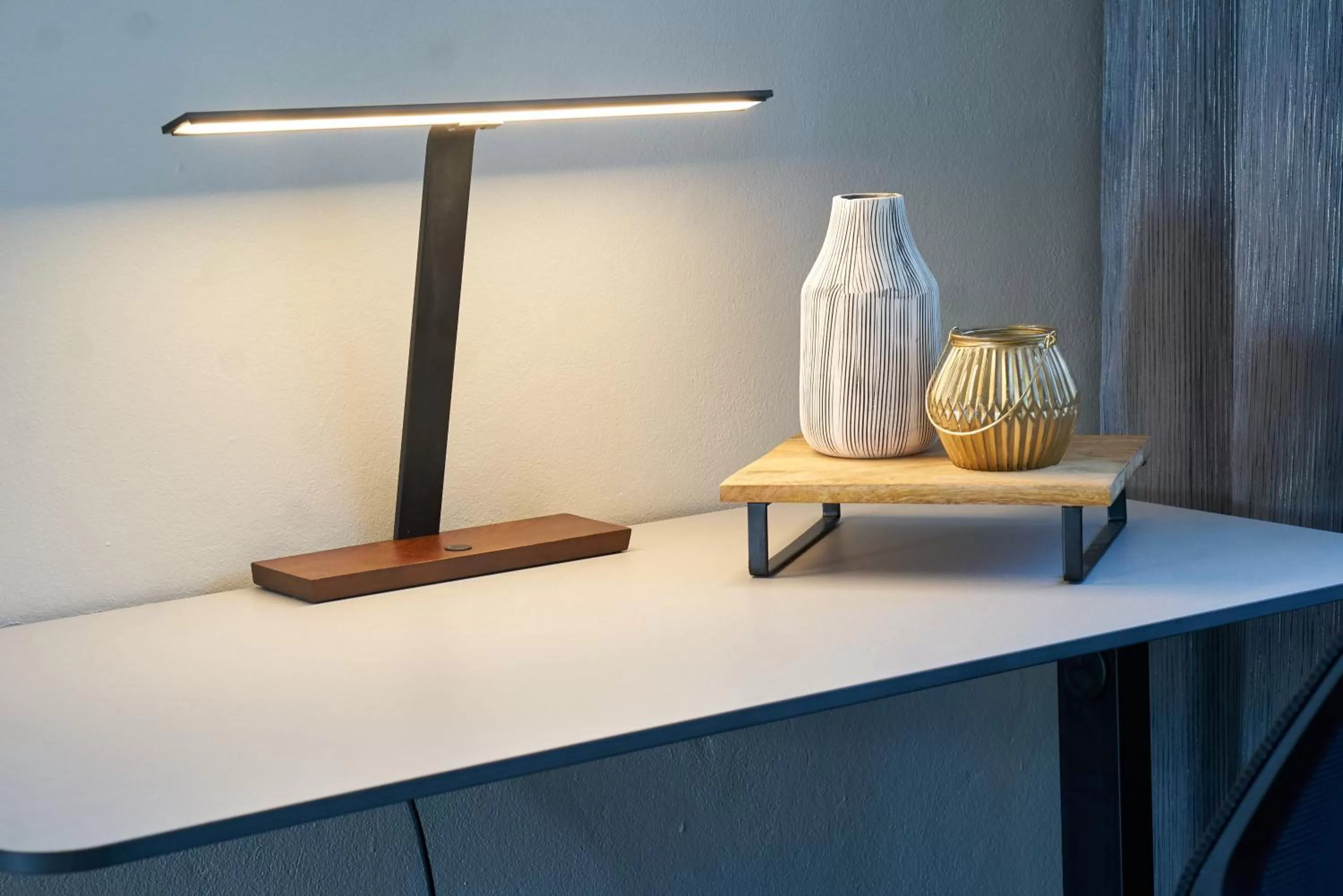 hair dresser in Country Comfort Armidale